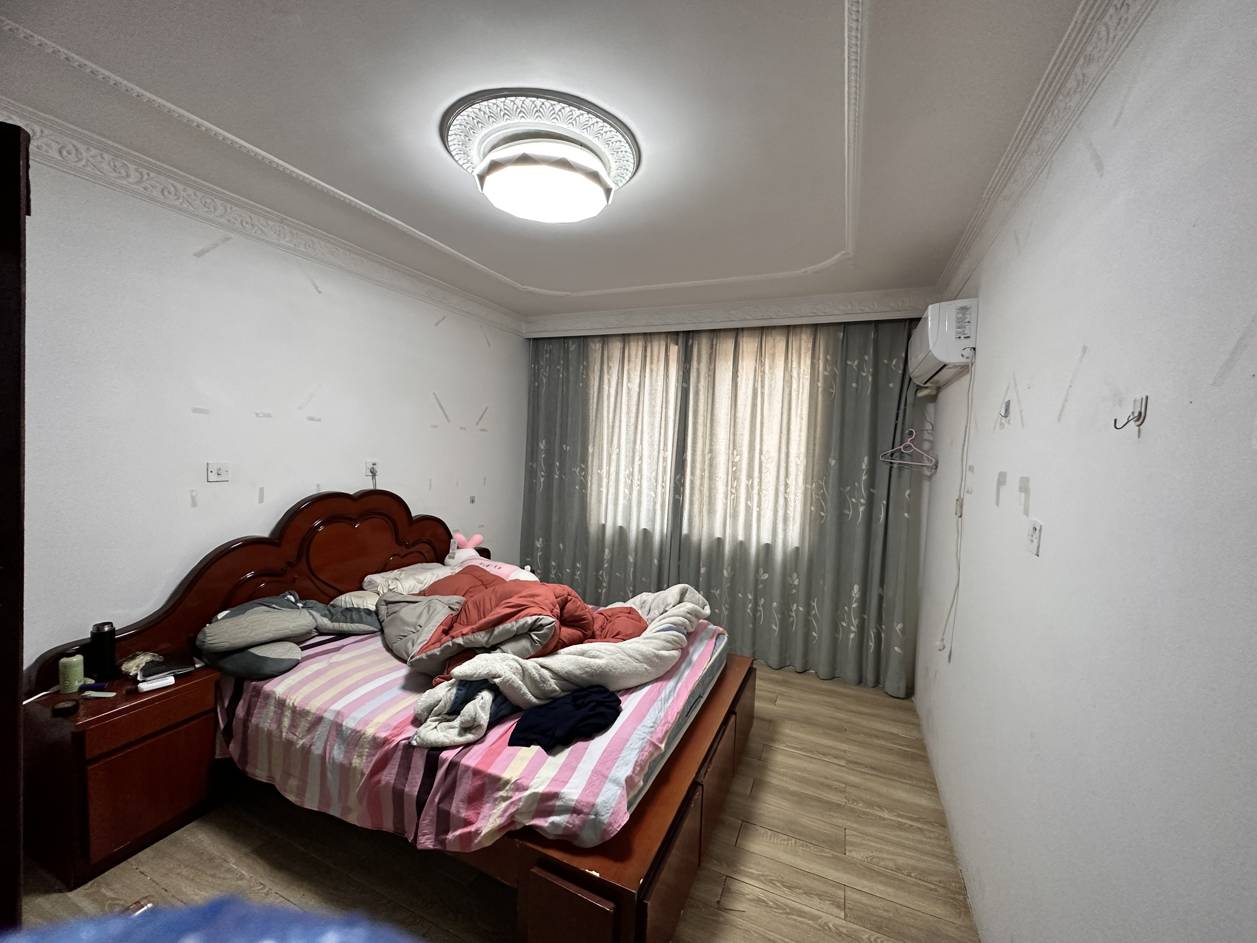 银花苑 3室1厅1卫 73.8m&sup2;