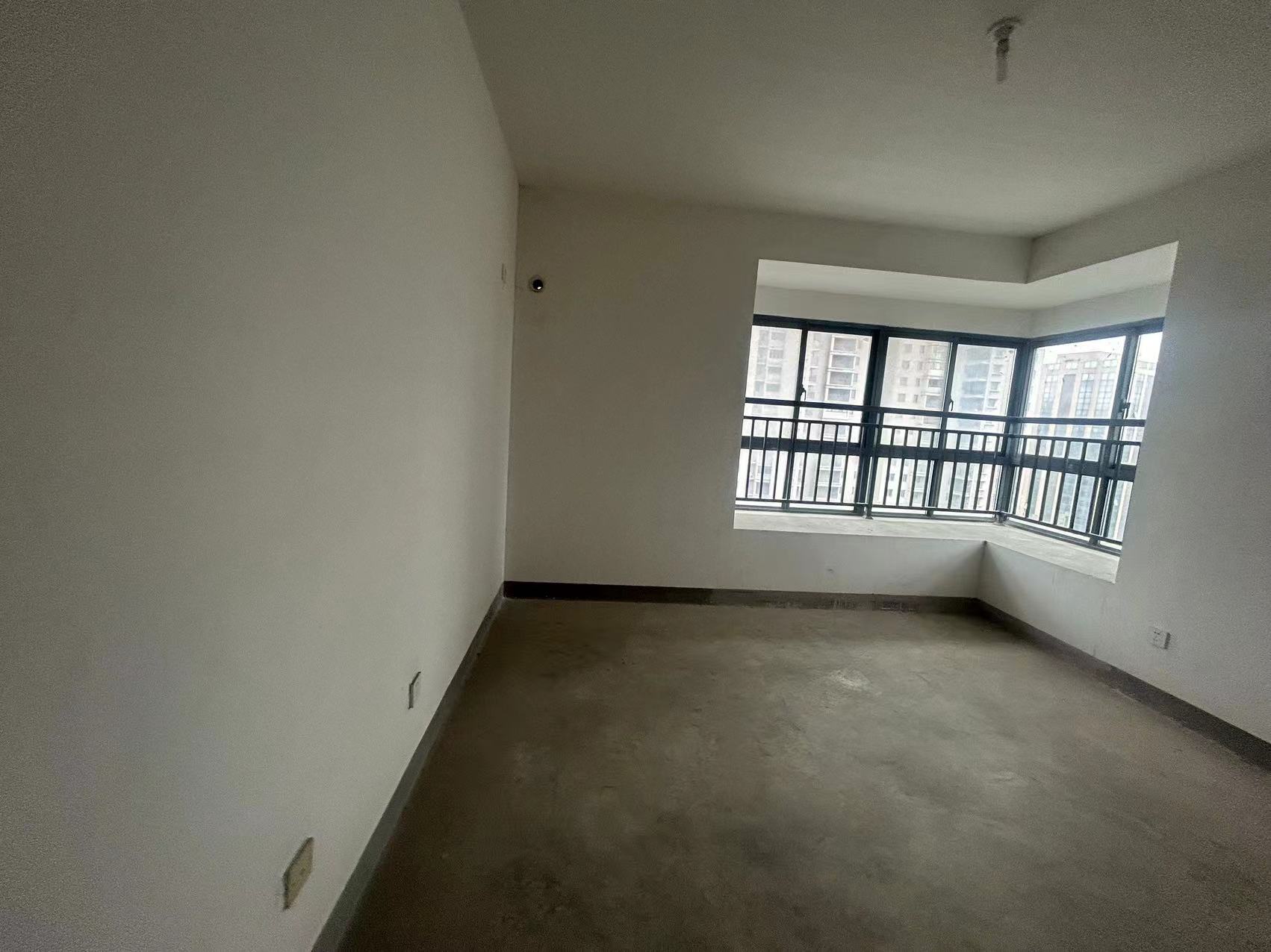 江景国际南区 3室2厅2卫 139.17m&sup2;