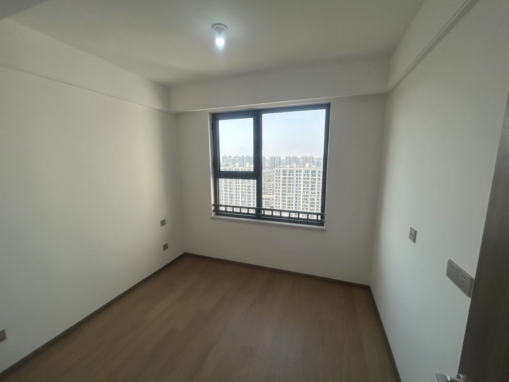 卓越府 3室2厅2卫 118m&sup2;