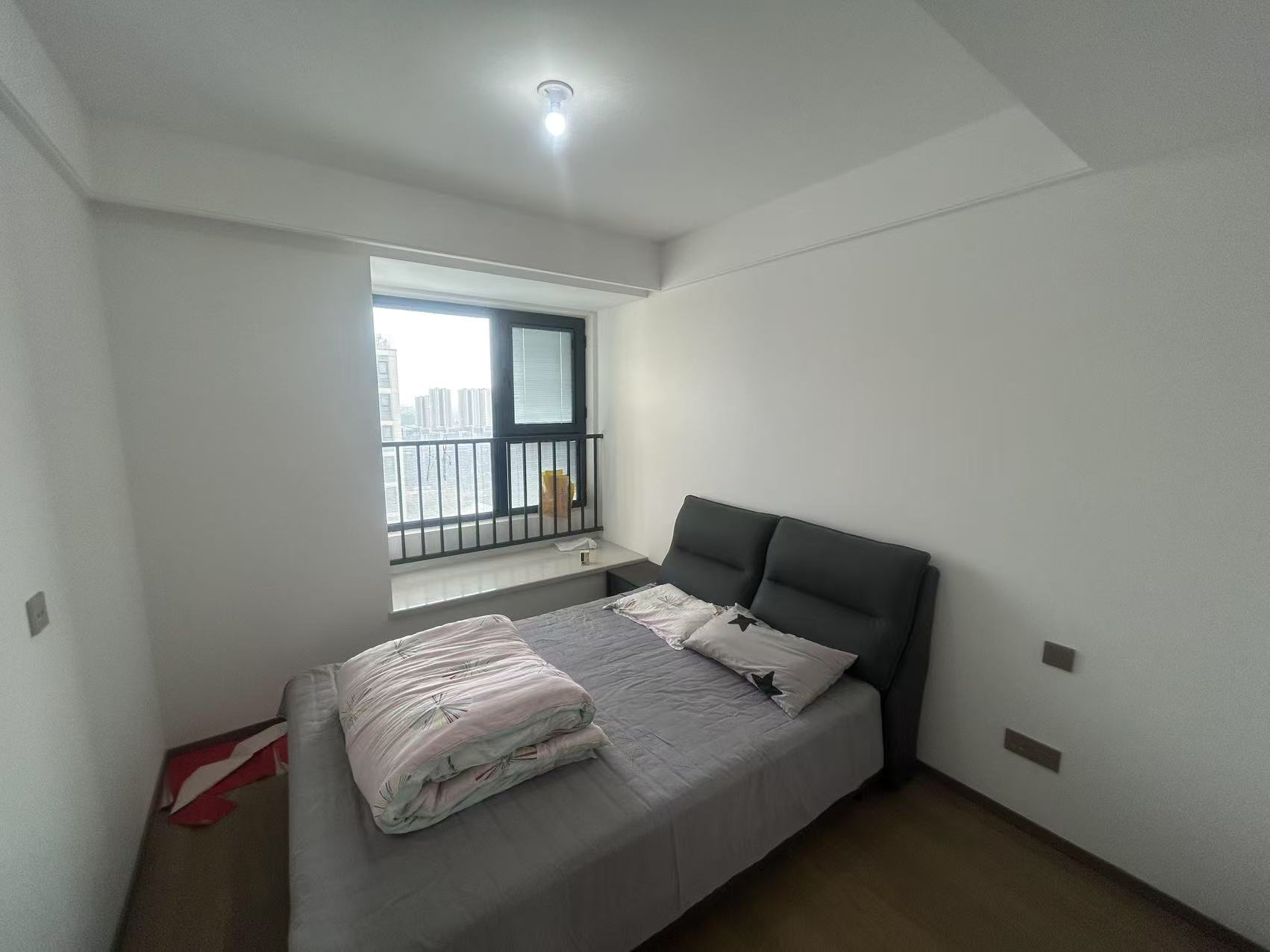 卓越府 3室2厅2卫 118m&sup2;