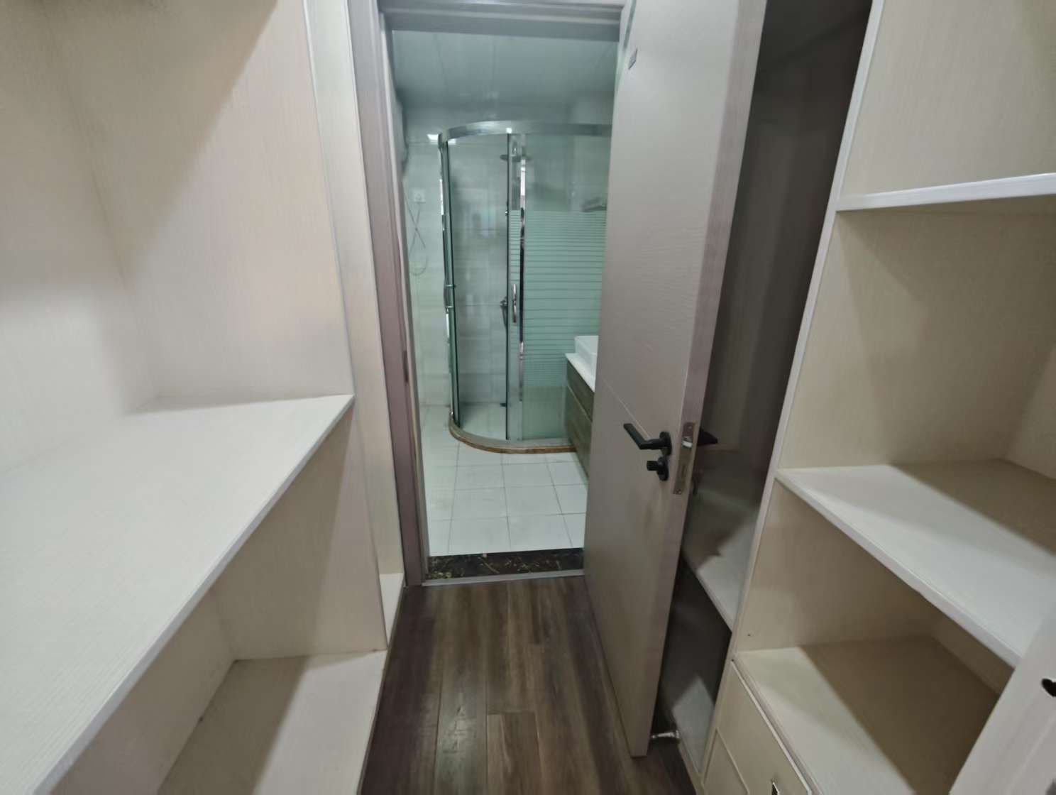 绿城玉兰公寓 3室2厅2卫 174m&sup2;