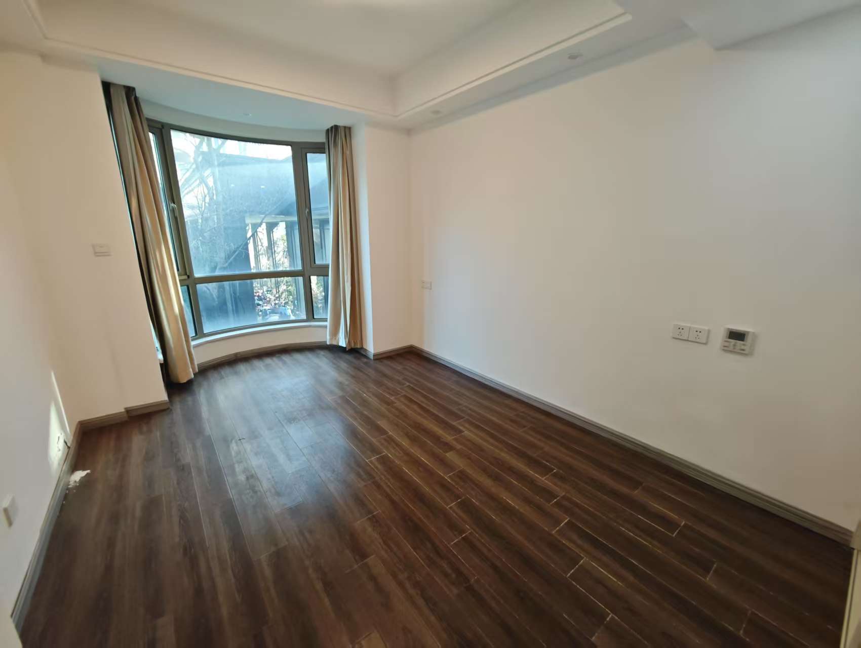 绿城玉兰公寓 3室2厅2卫 174m&sup2;