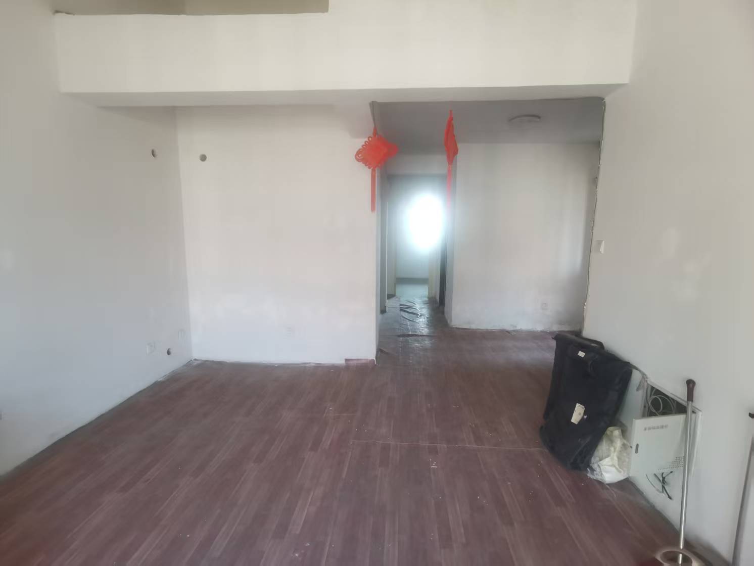 中港翡翠城 3室2厅1卫 108.12m&sup2;