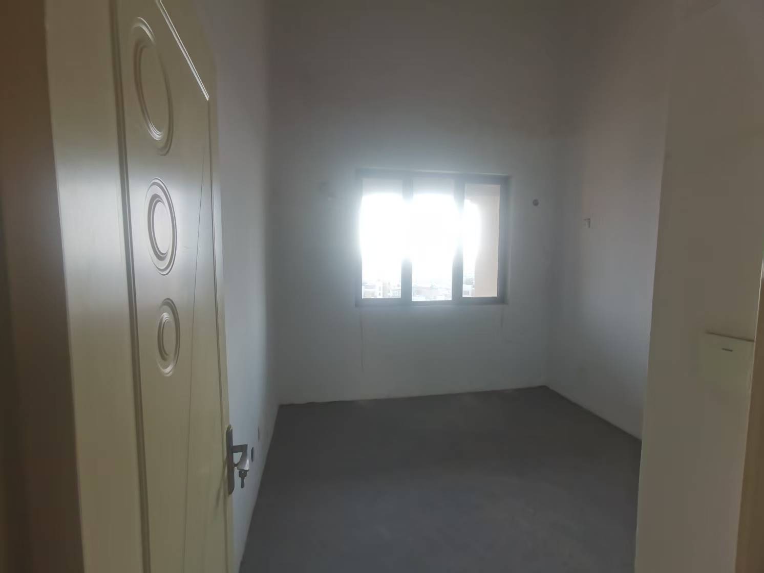 中港翡翠城 3室2厅1卫 108.12m&sup2;