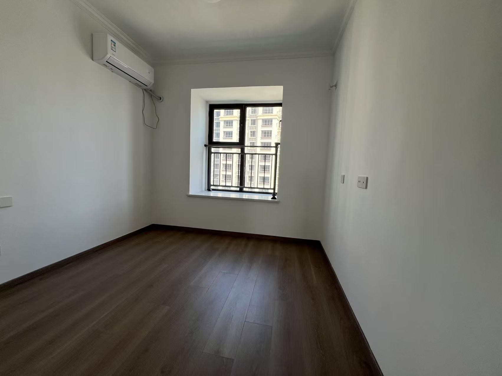 尚海湾 3室2厅2卫 140.72m&sup2;