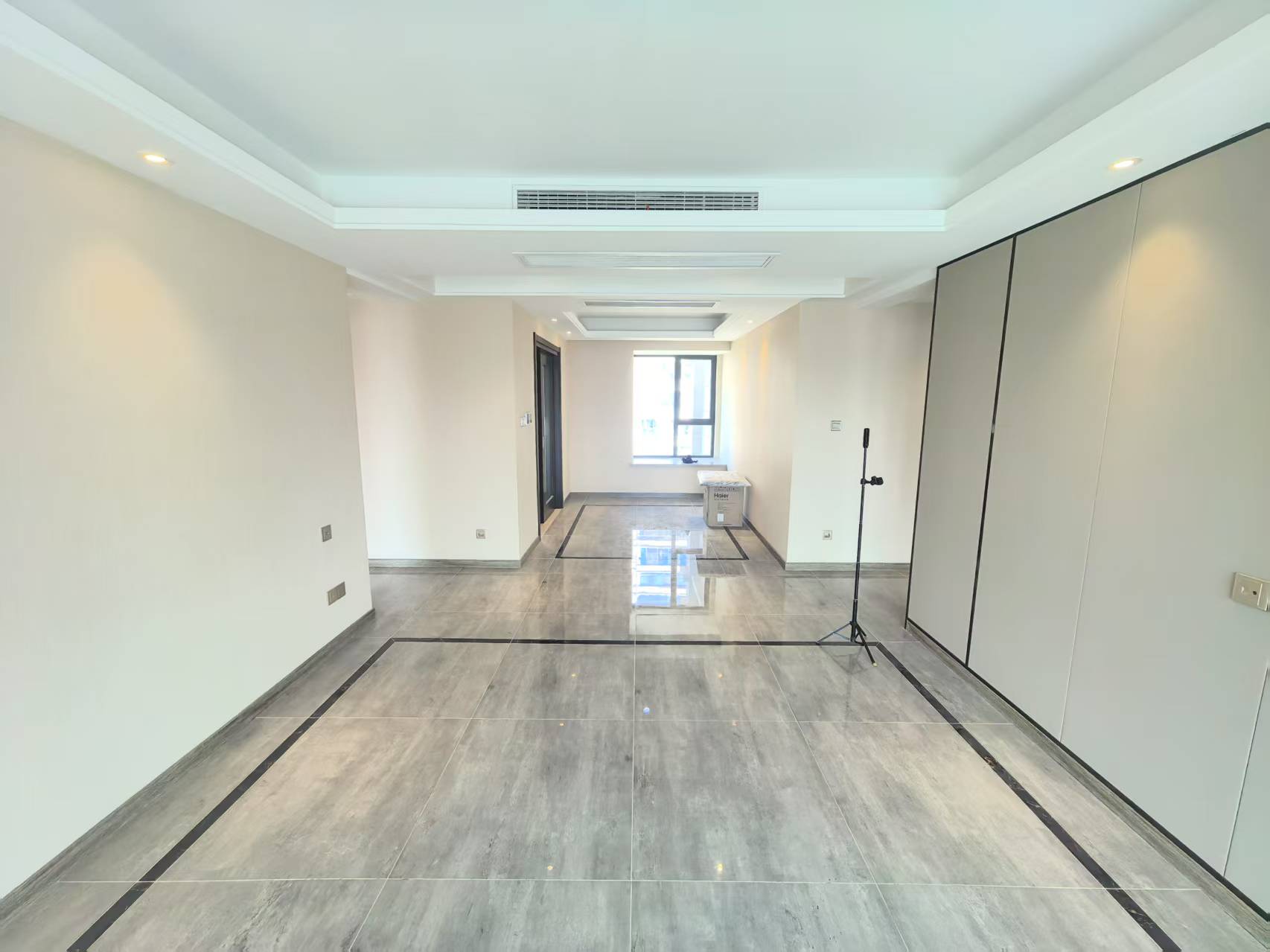 远创樾府 4室2厅2卫 132.00m&sup2;