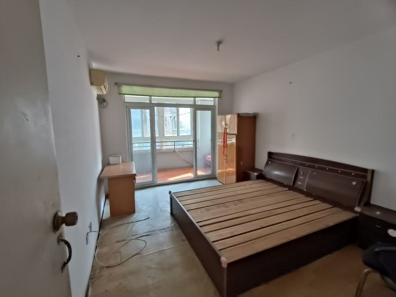 春晖花园 2室2厅1卫 98.80m&sup2;