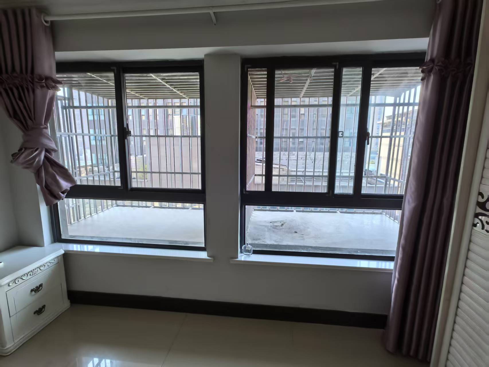 金贸公寓 1室1厅1卫 70m&sup2;