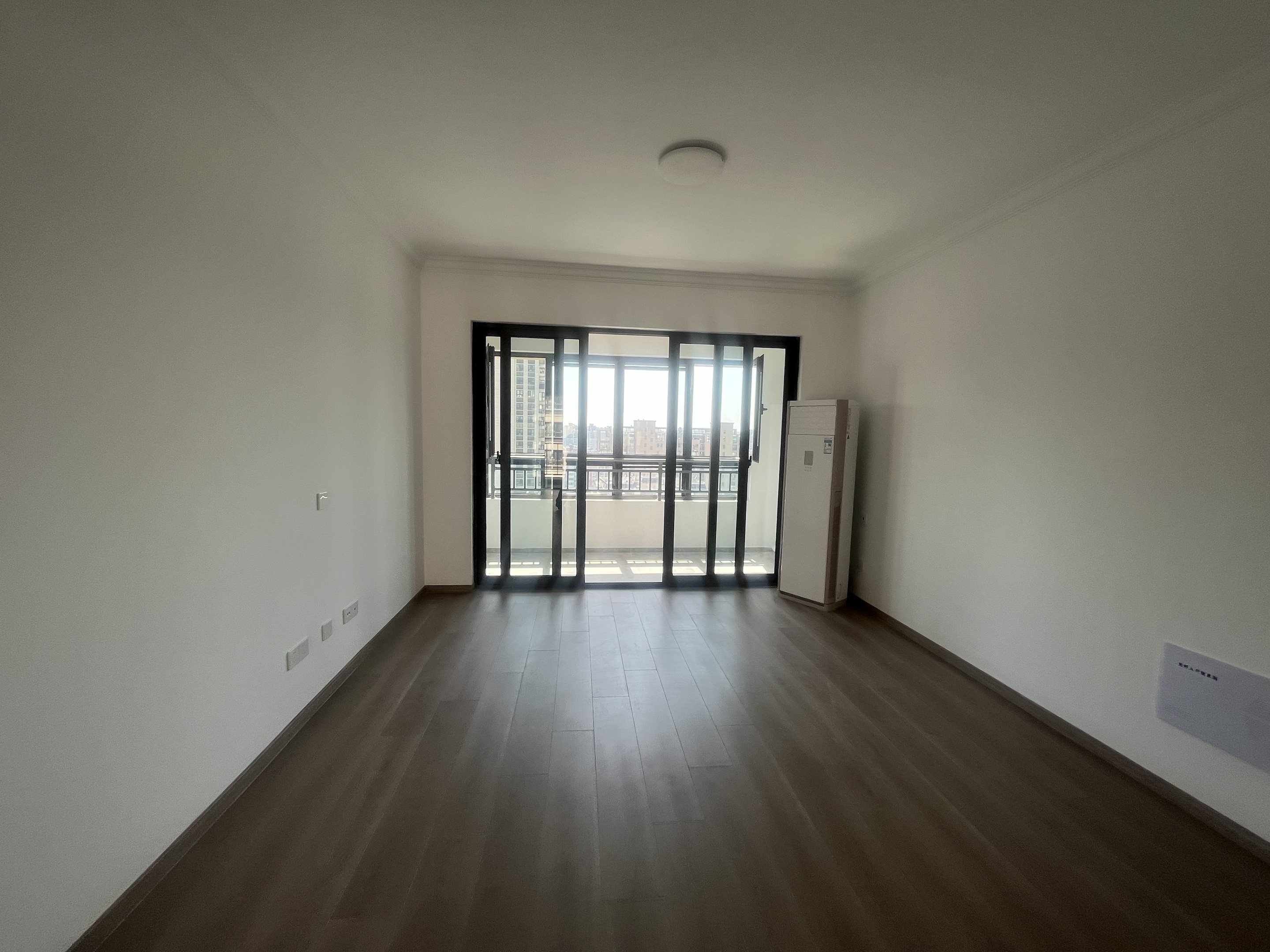 尚海湾 2室2厅2卫 108m&sup2;