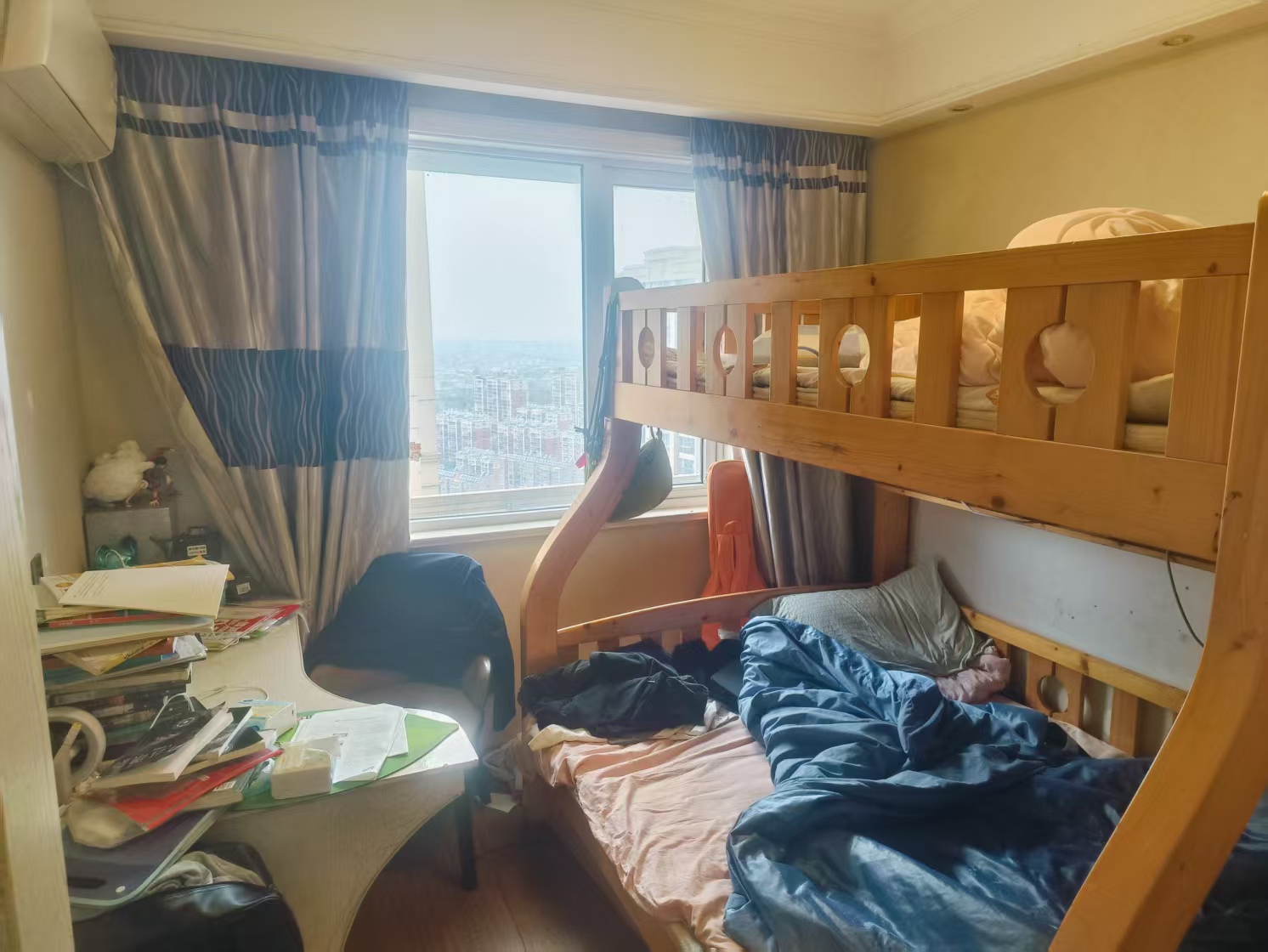 中海碧林湾 3室2厅1卫 127.00m&sup2;