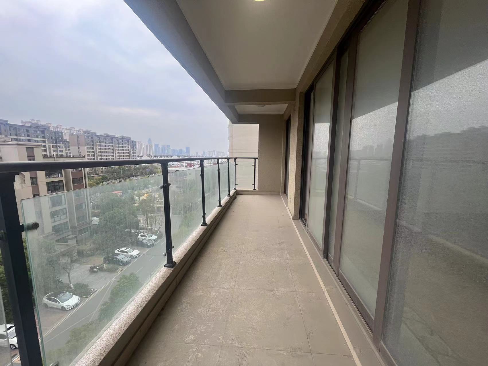 南通碧桂园翡翠华府 4室2厅2卫 143m²