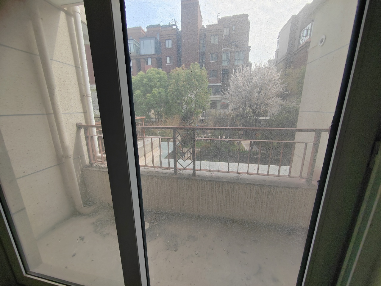 世茂公元 4室2厅2卫 142.4m&sup2;