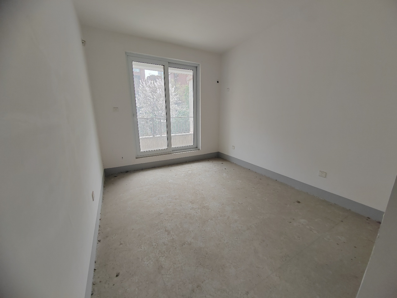 世茂公元 4室2厅2卫 142.4m&sup2;