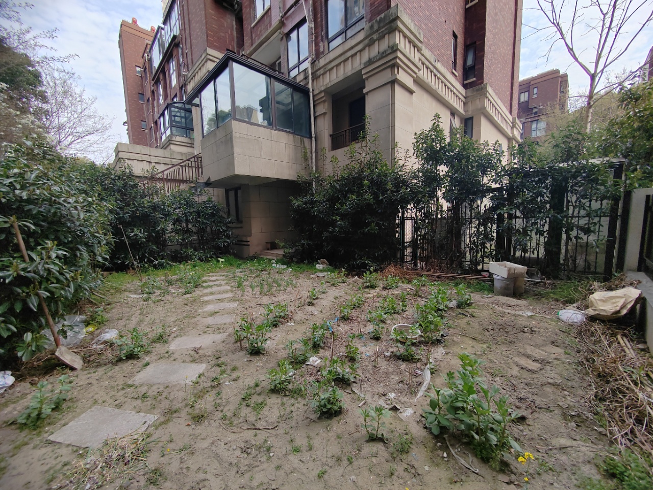 世茂公元 4室2厅2卫 142.4m&sup2;