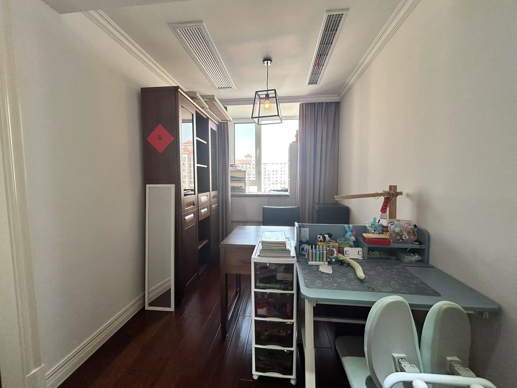 中南世纪花城三期 4室2厅2卫 141.31m&sup2;