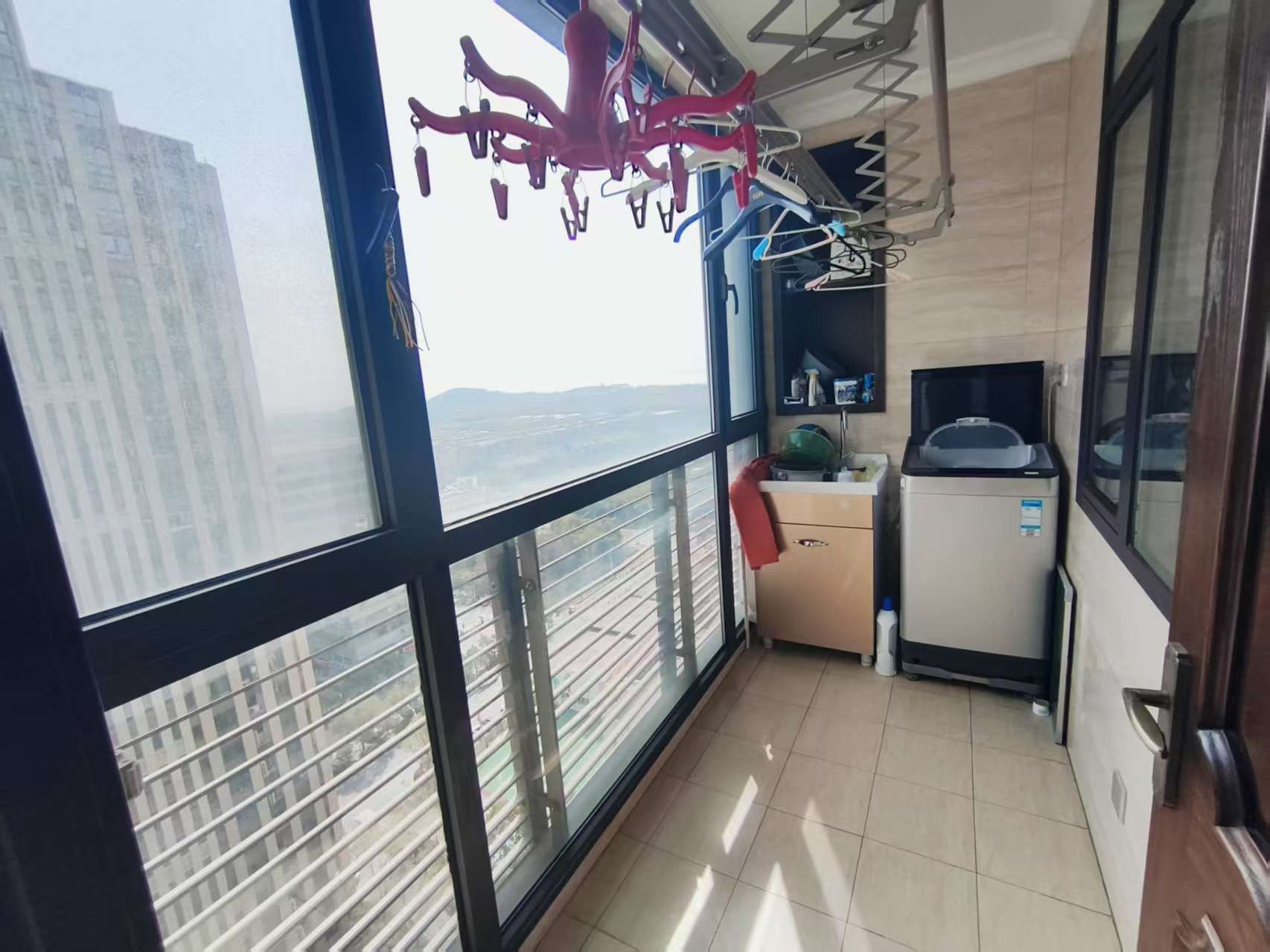 星光耀广场 3室2厅2卫 167.19m²