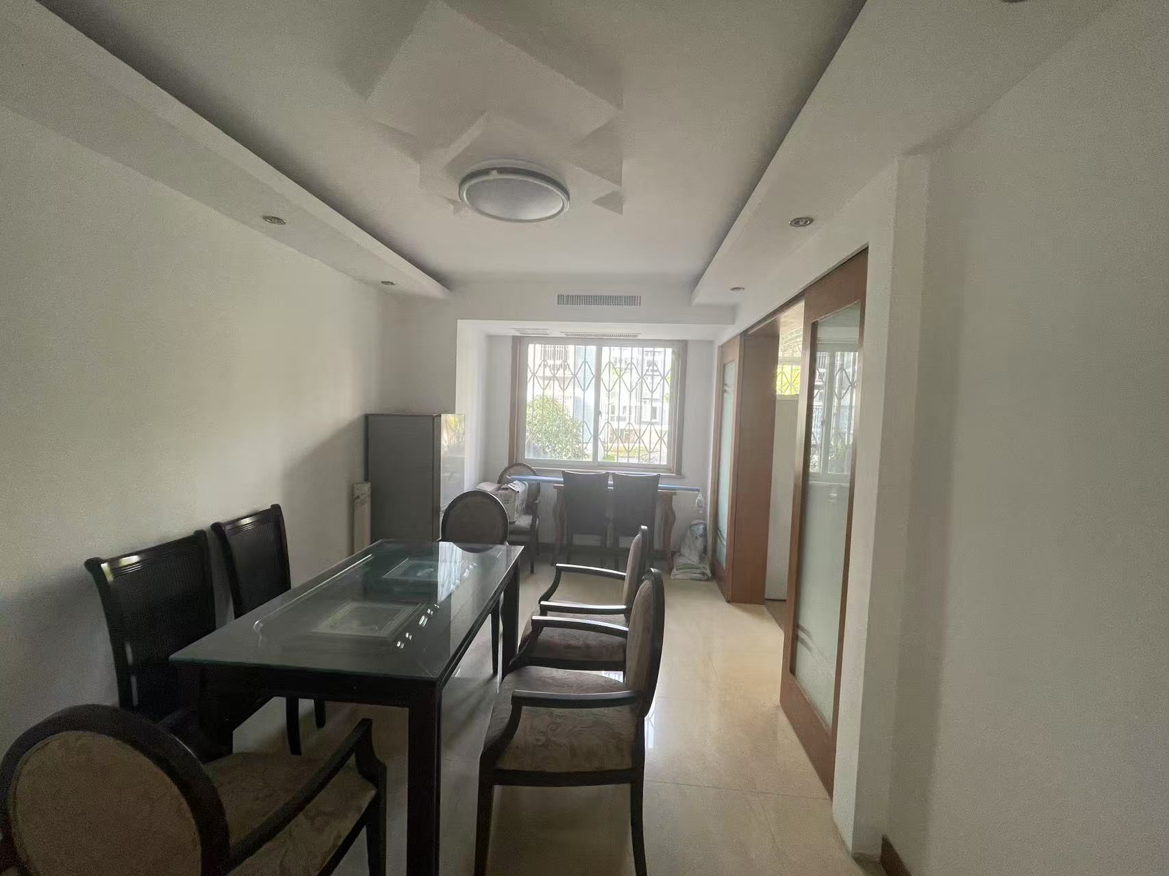 亚太苑 1室厅卫 206m&sup2;