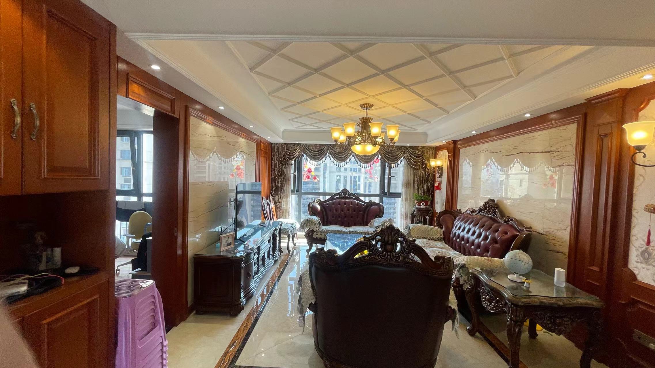 万达华府 4室2厅2卫 141m&sup2;