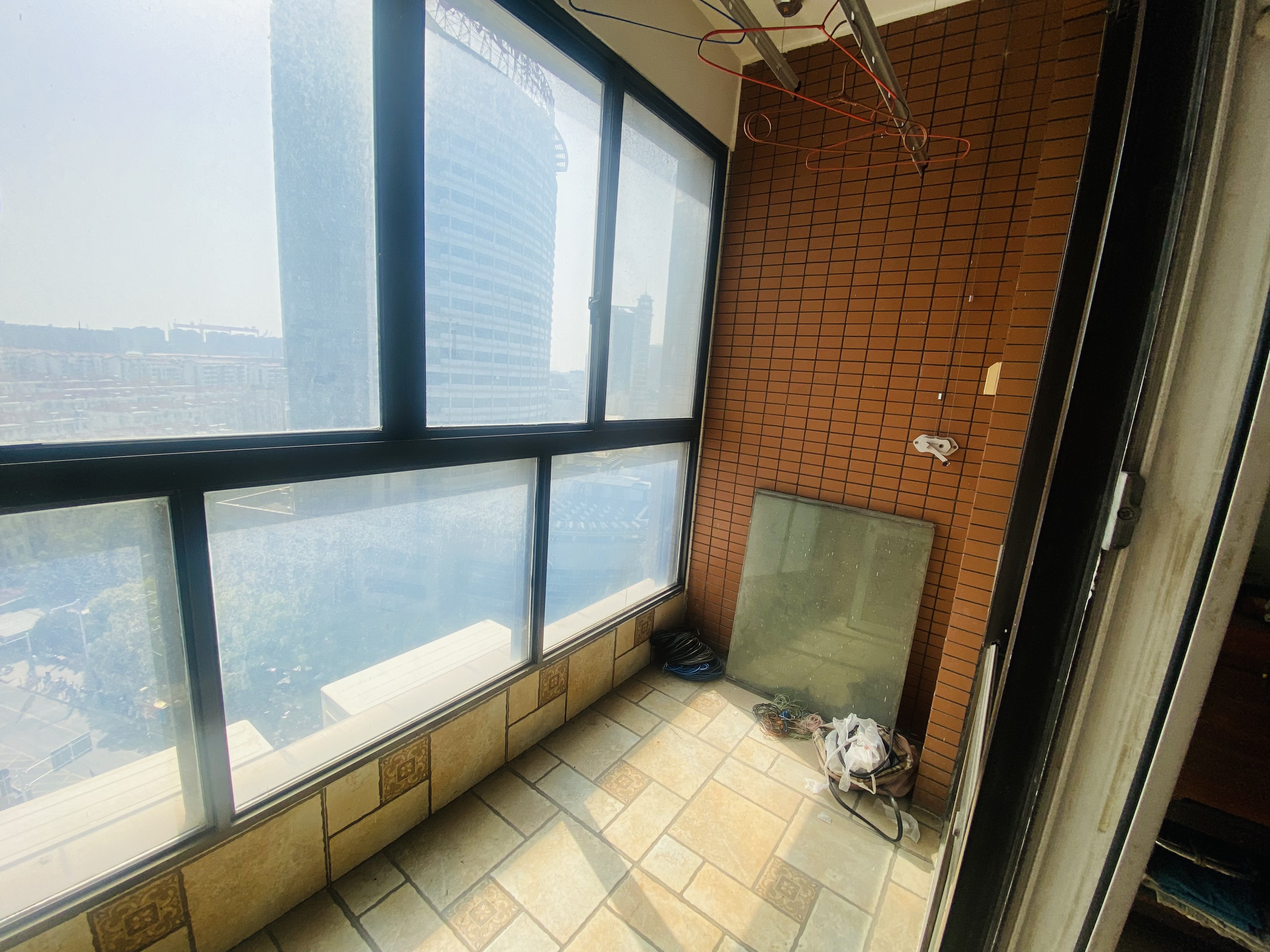 裕豐廣場 2室1厅1卫 111.88m&sup2;