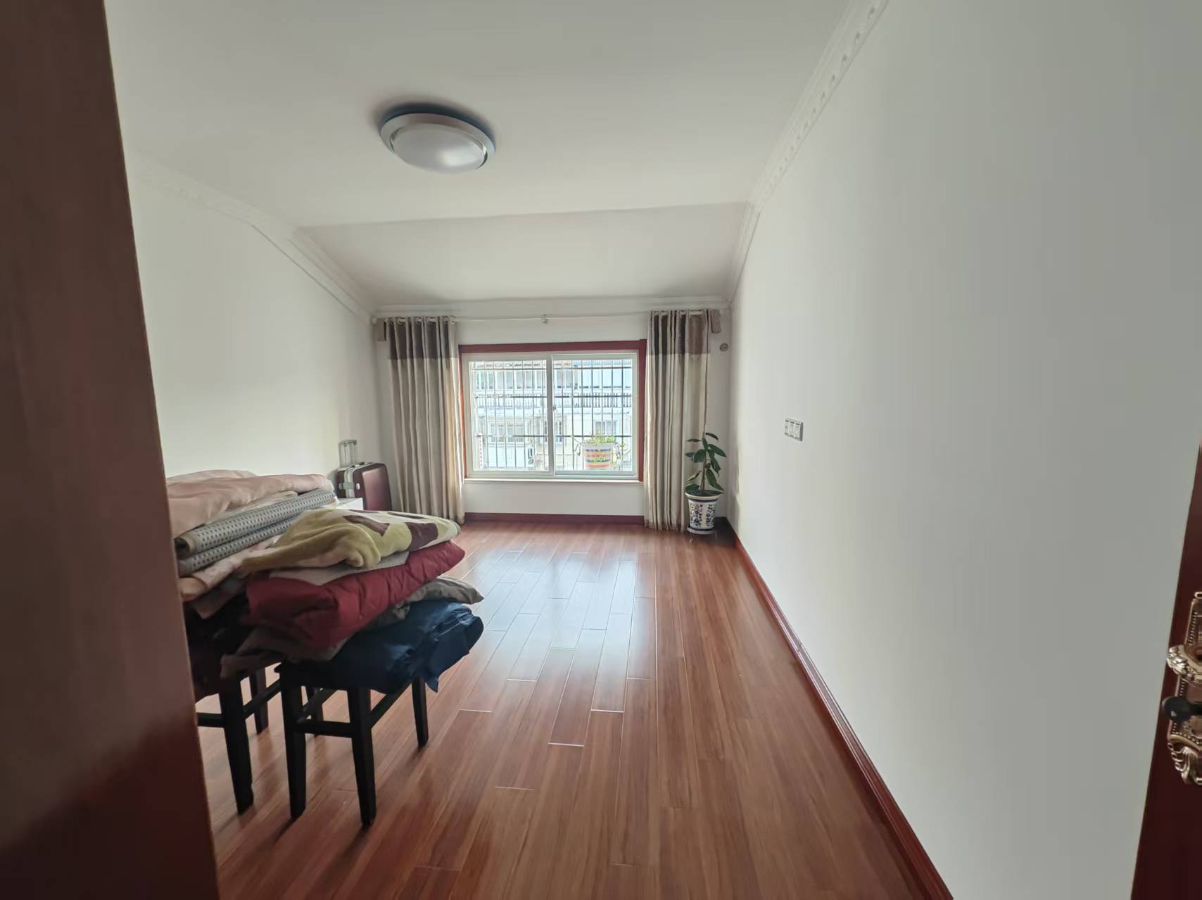 永兴佳园二期 5室4厅2卫 135m&sup2;
