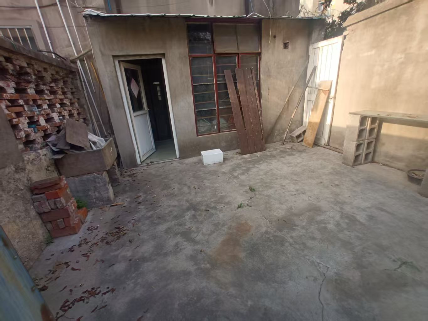 青年路新村 1室1厅1卫 46.14m&sup2;