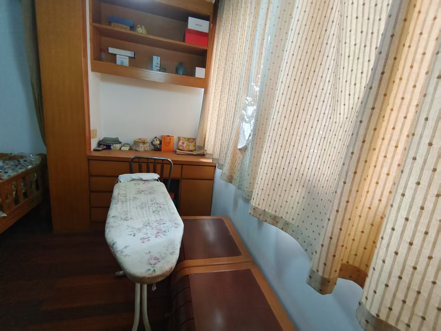 朝晖花园 3室2厅2卫 122.57m&sup2;