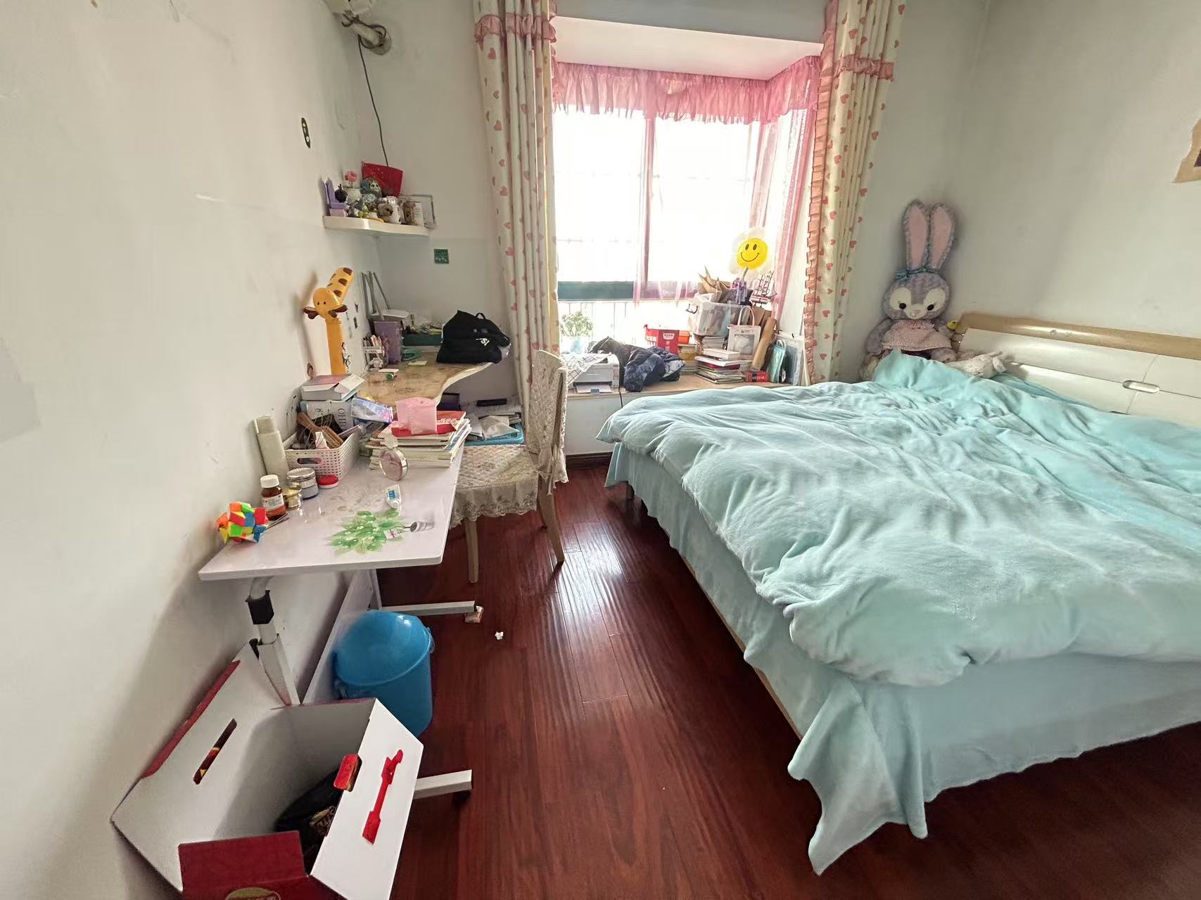 金和家园 3室2厅2卫 135m&sup2;