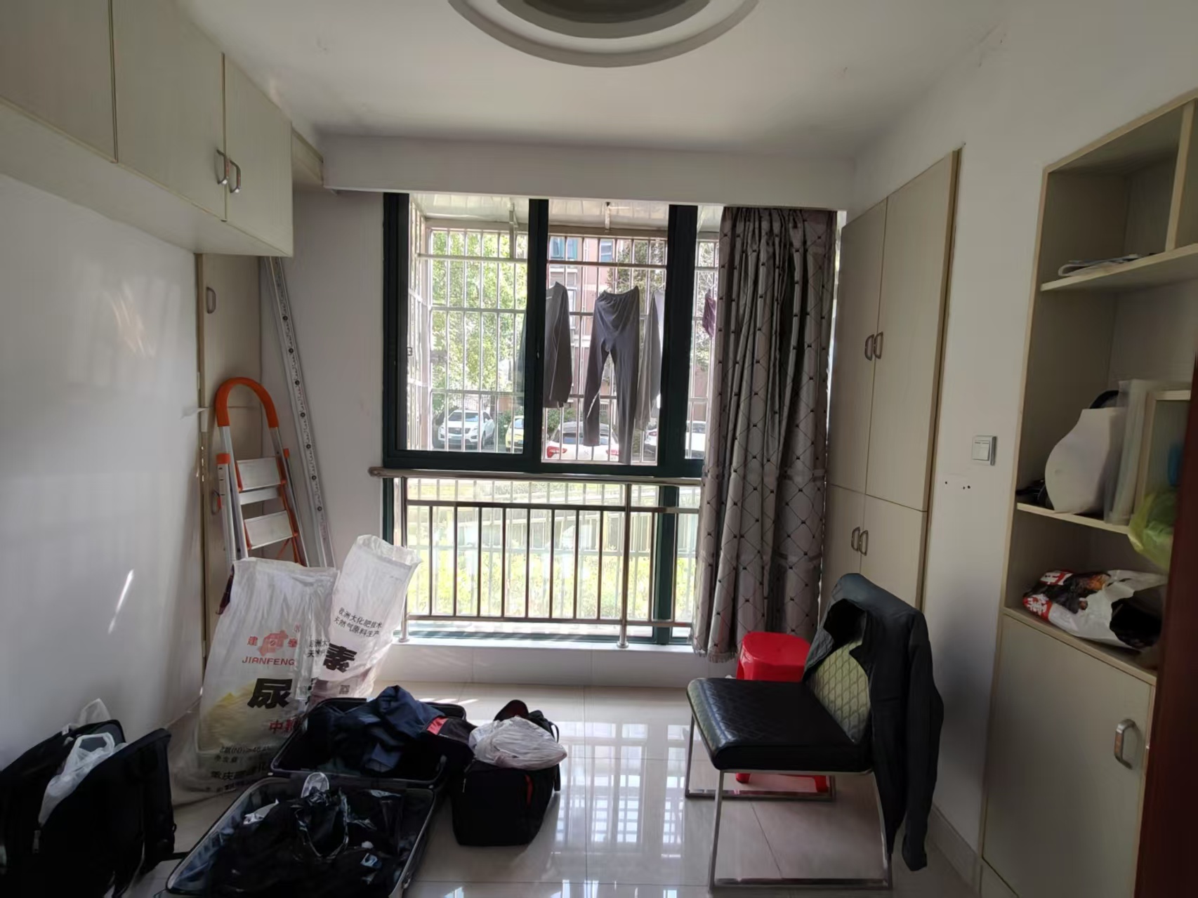 水榭花都 3室2厅2卫 150m&sup2;