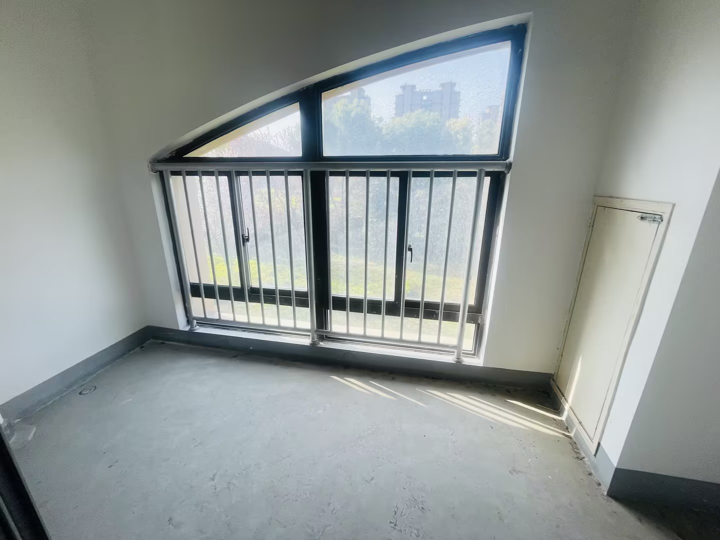 观河华府 2室2厅1卫 102m&sup2;