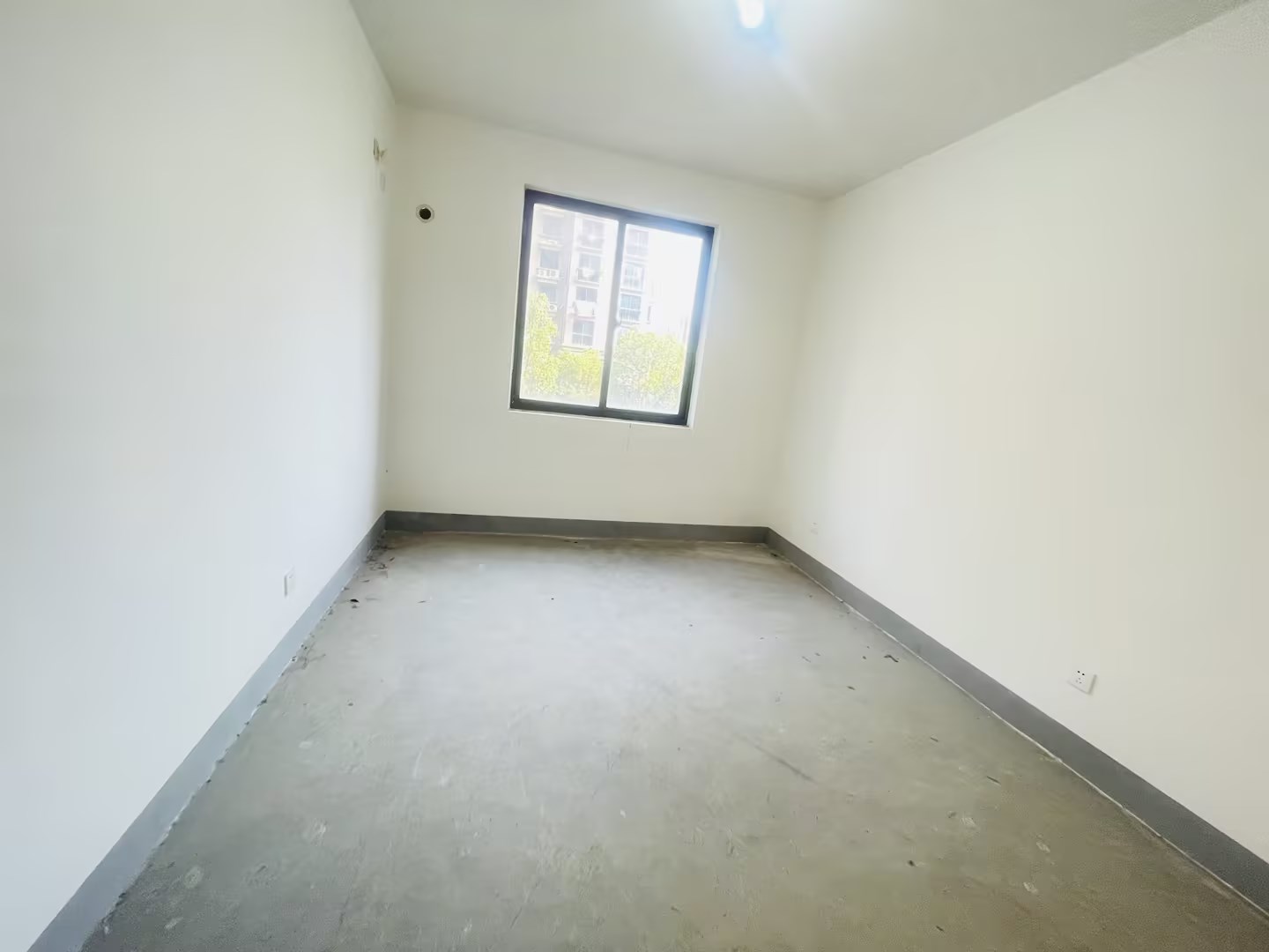 观河华府 2室2厅1卫 102m&sup2;