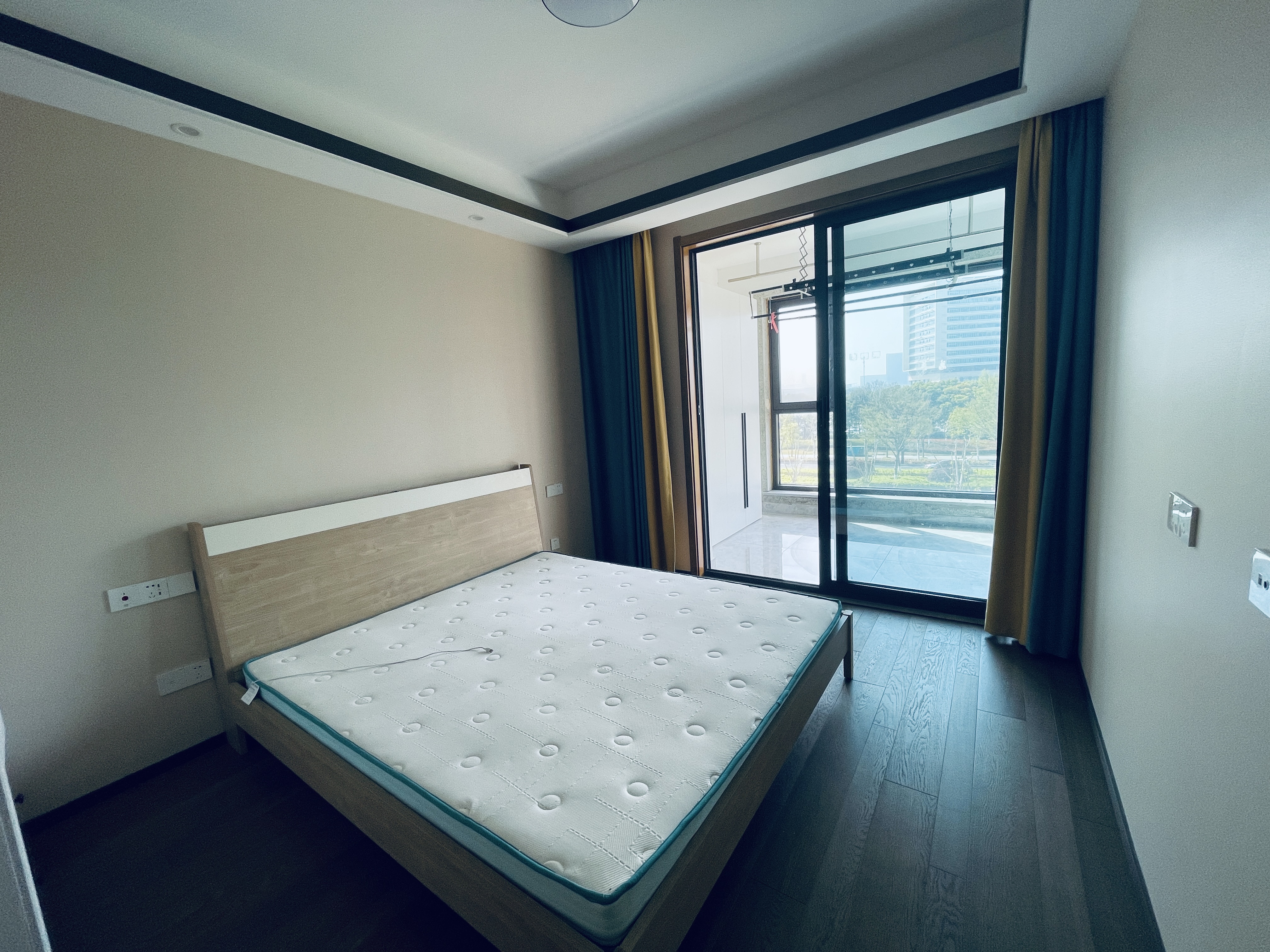 远创东樾 4室2厅2卫 140m&sup2;