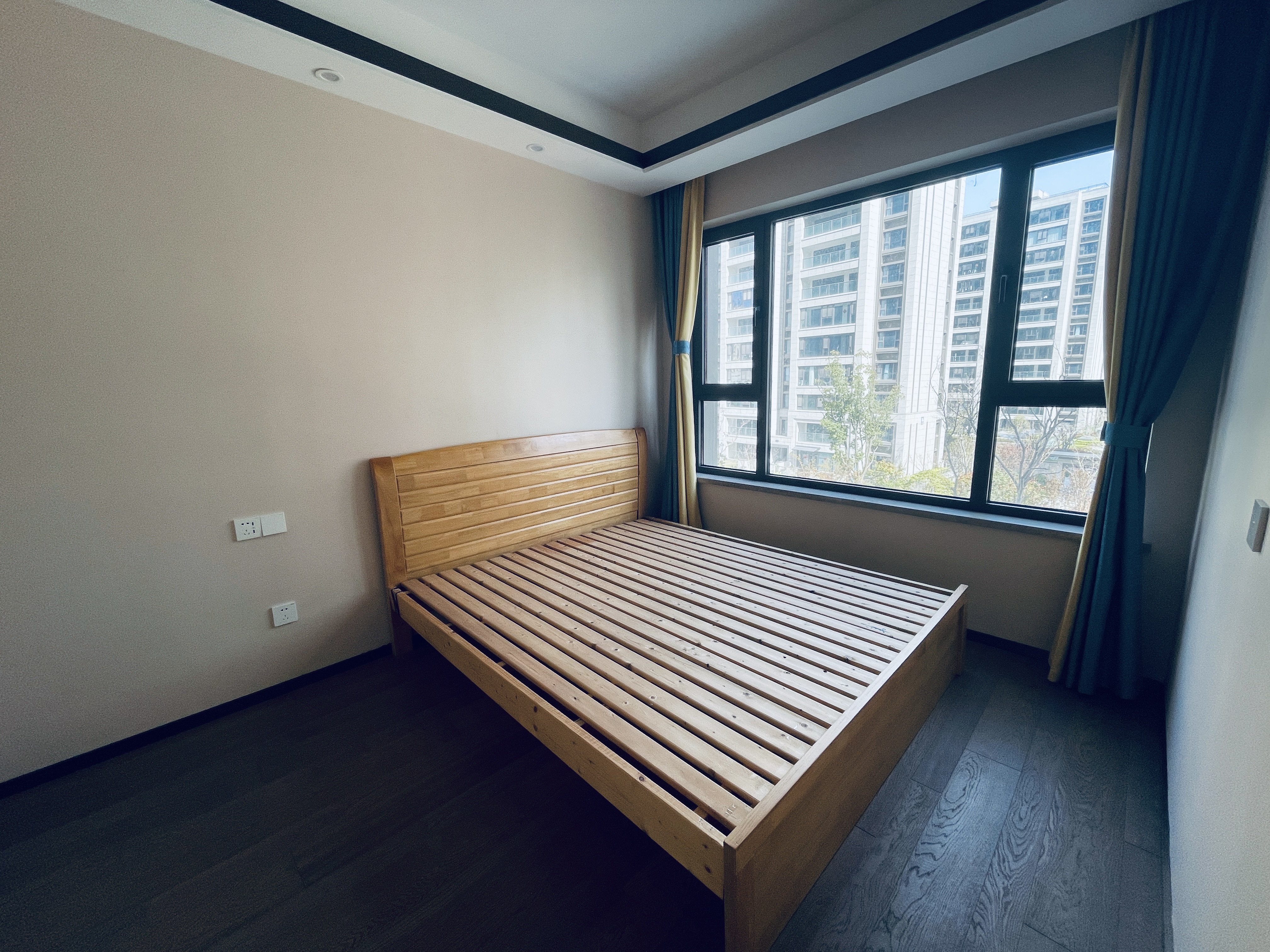 远创东樾 4室2厅2卫 140m&sup2;