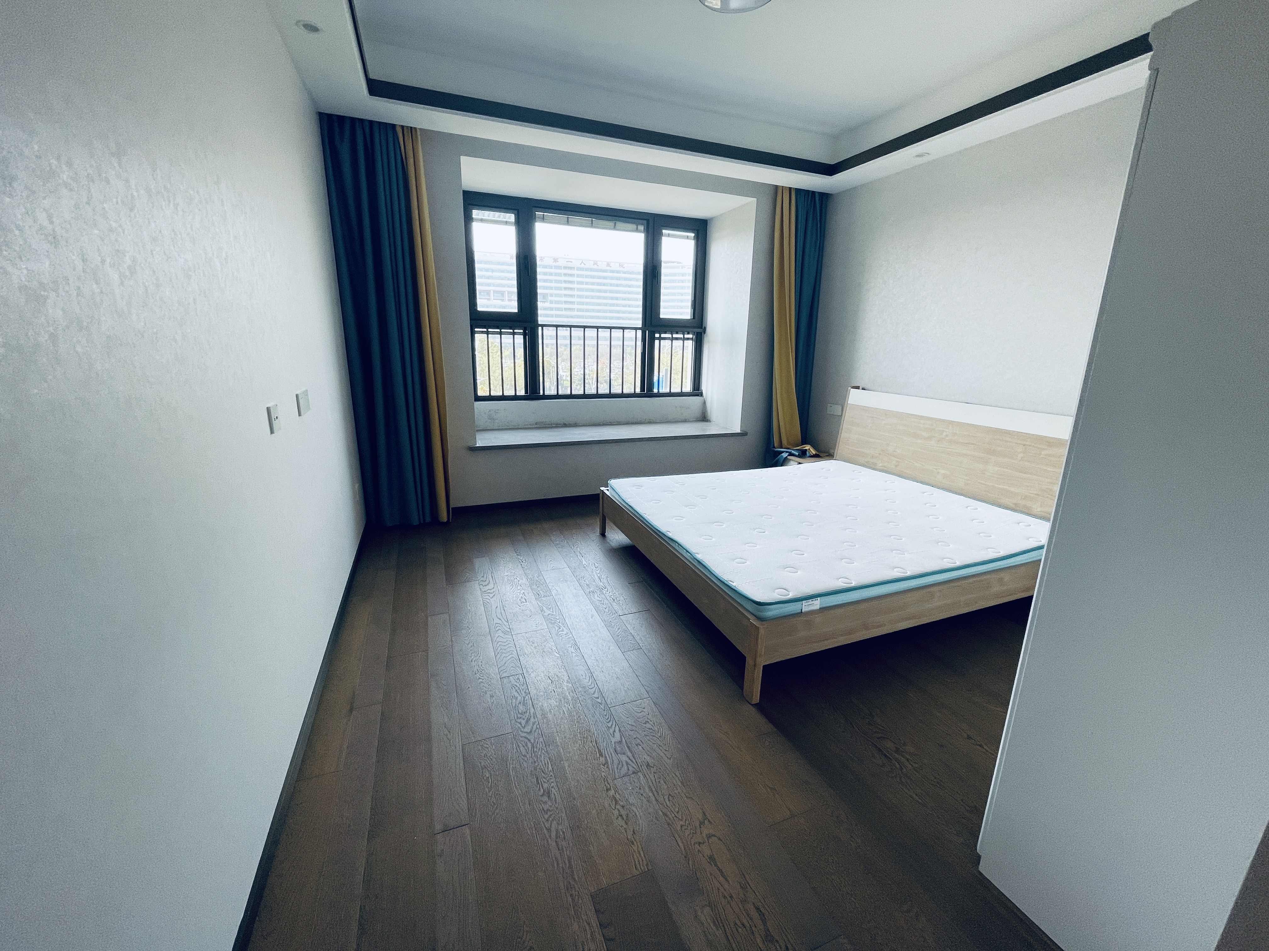 远创东樾 4室2厅2卫 140m&sup2;