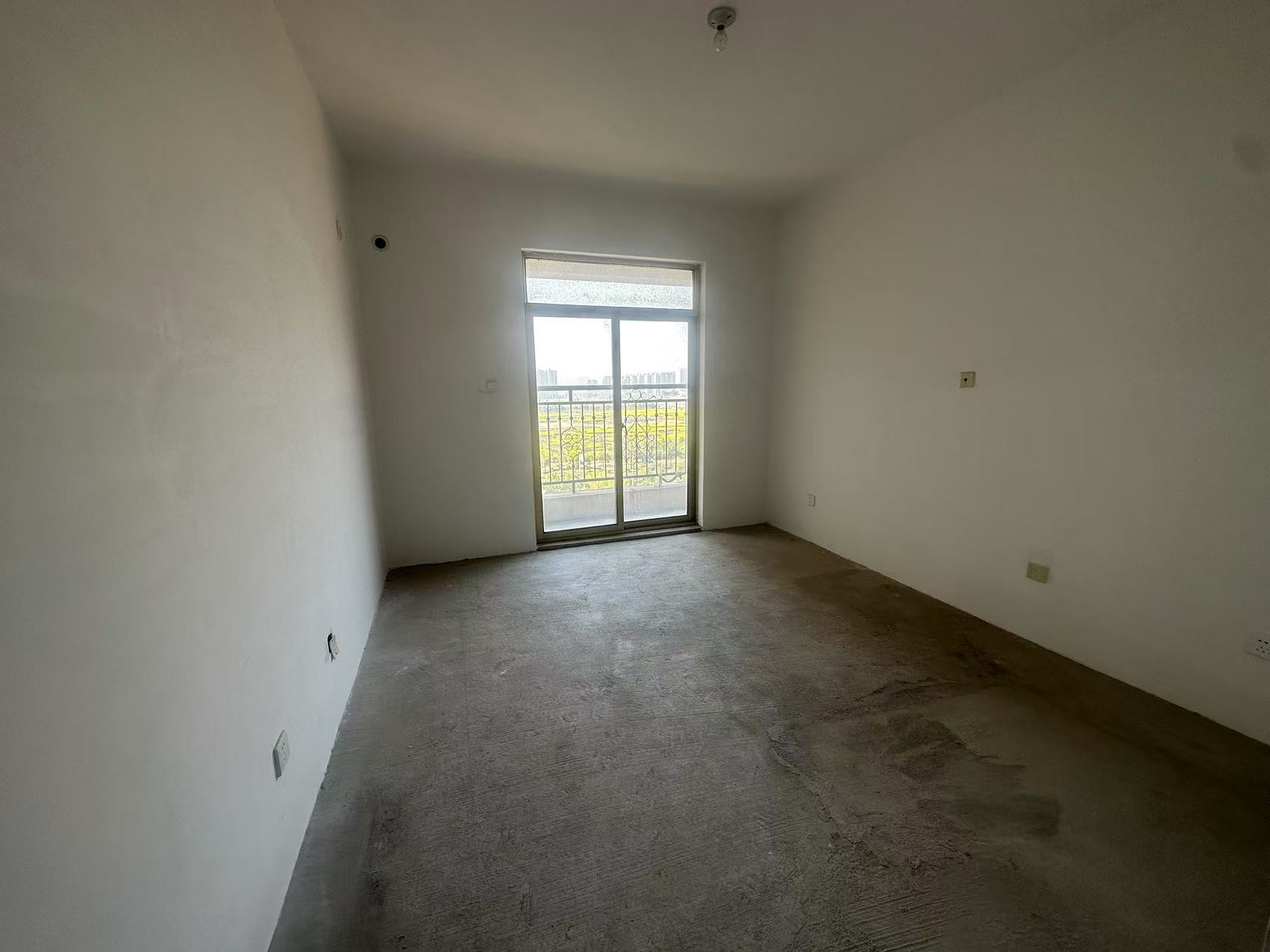 恒盛豪庭 3室2厅1卫 132m&sup2;