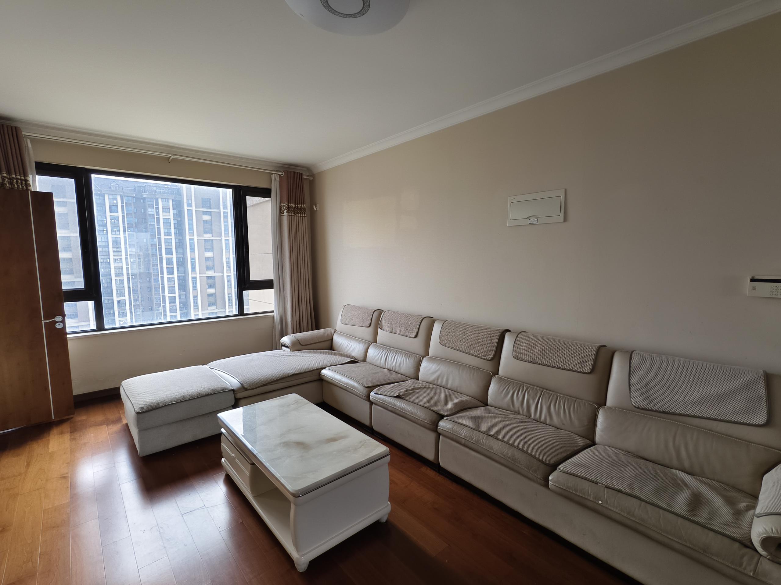 万科公园里一期 3室2厅1卫 125m²