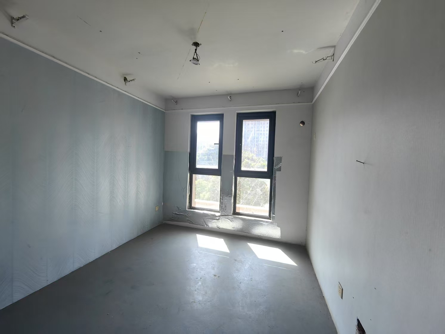 中港城世家 4室2厅2卫 189m&sup2;