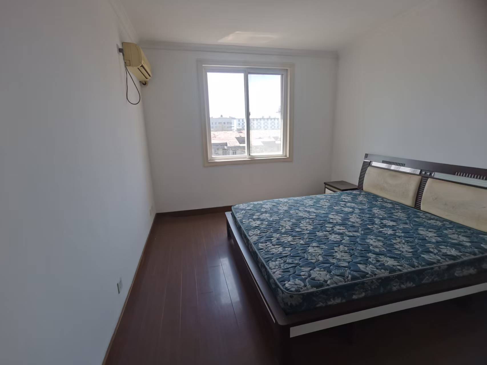莘园路新村 3室1厅1卫 101.5m&sup2;