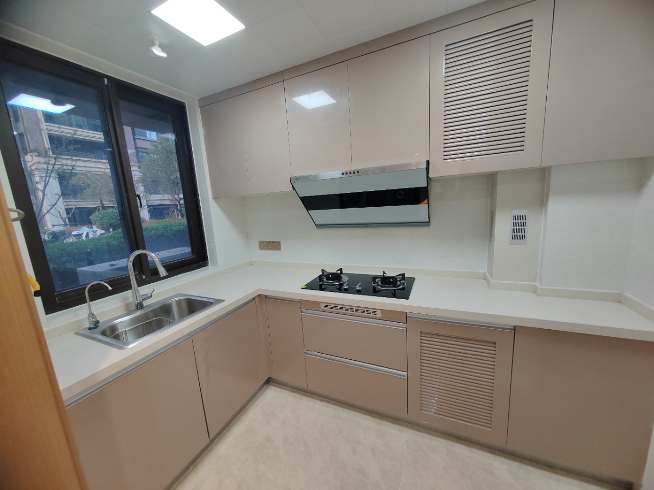 林肯公园 4室2厅2卫 198.47m&sup2;