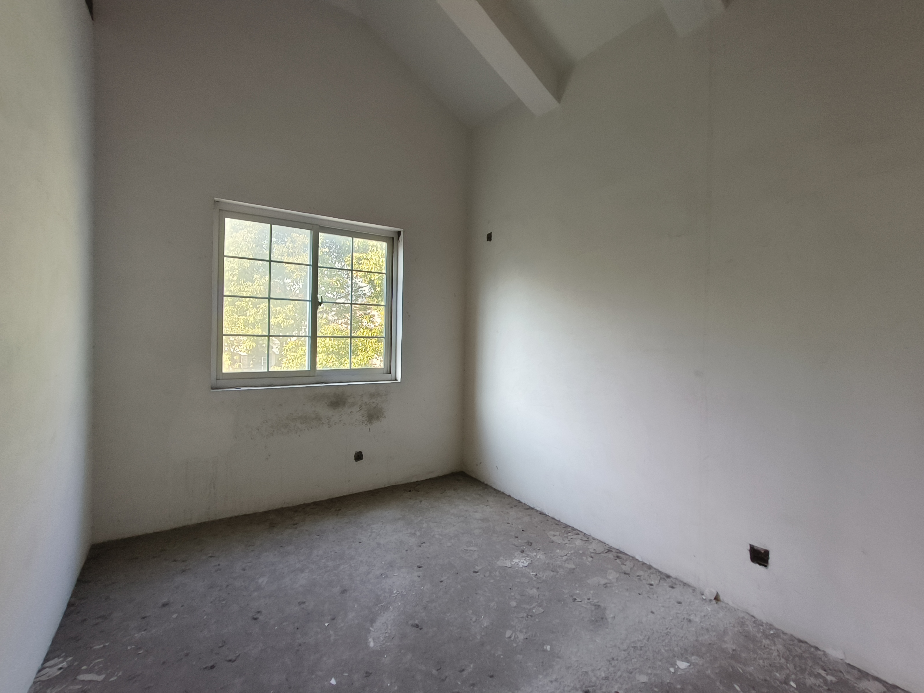东郊庄园 5室2厅3卫 417m²