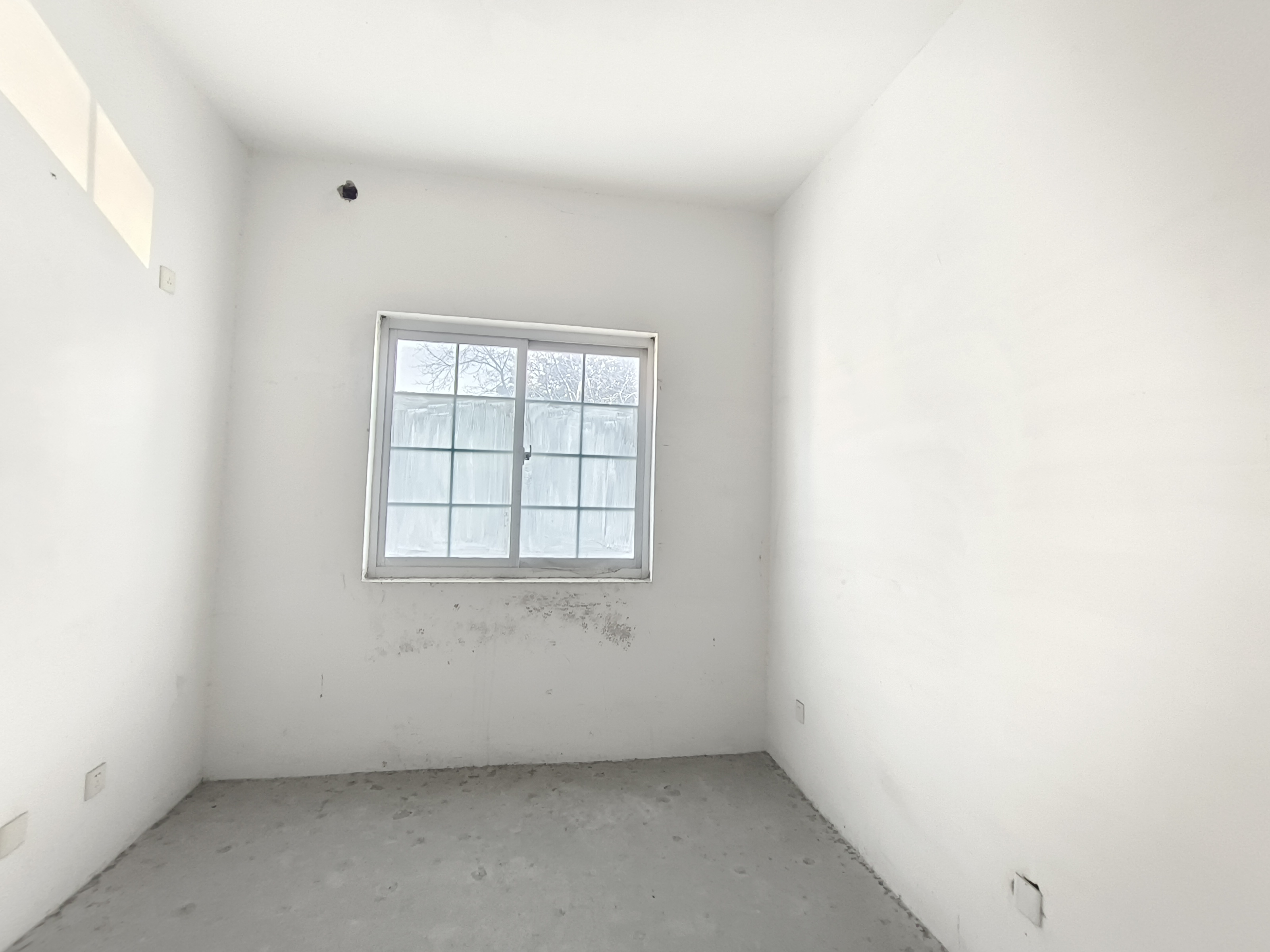 东郊庄园 5室2厅3卫 417m²