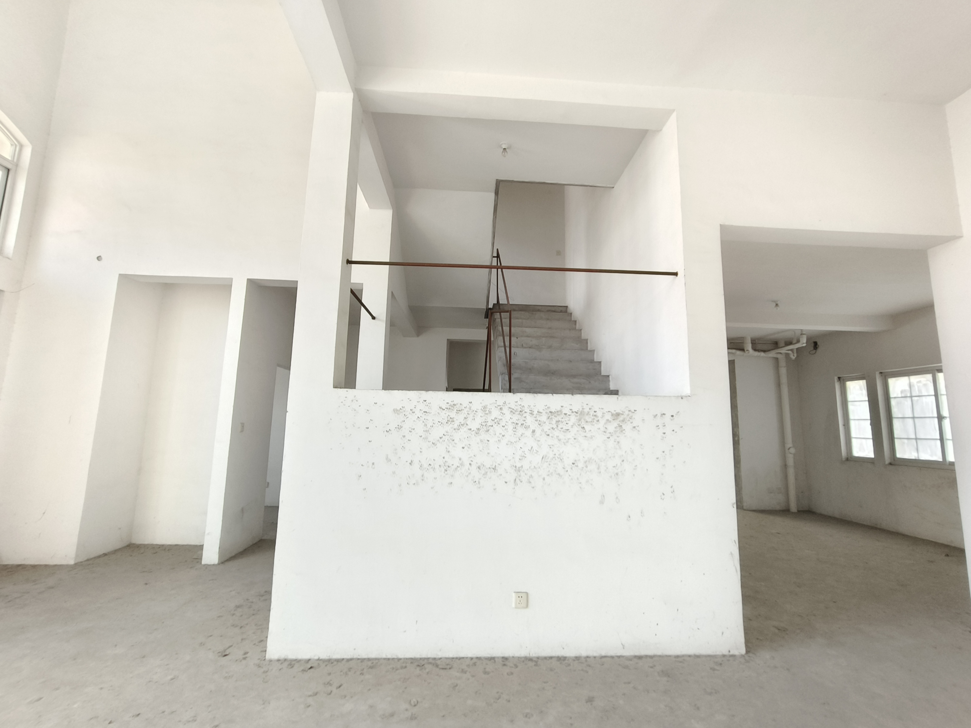 东郊庄园 5室2厅3卫 417m²