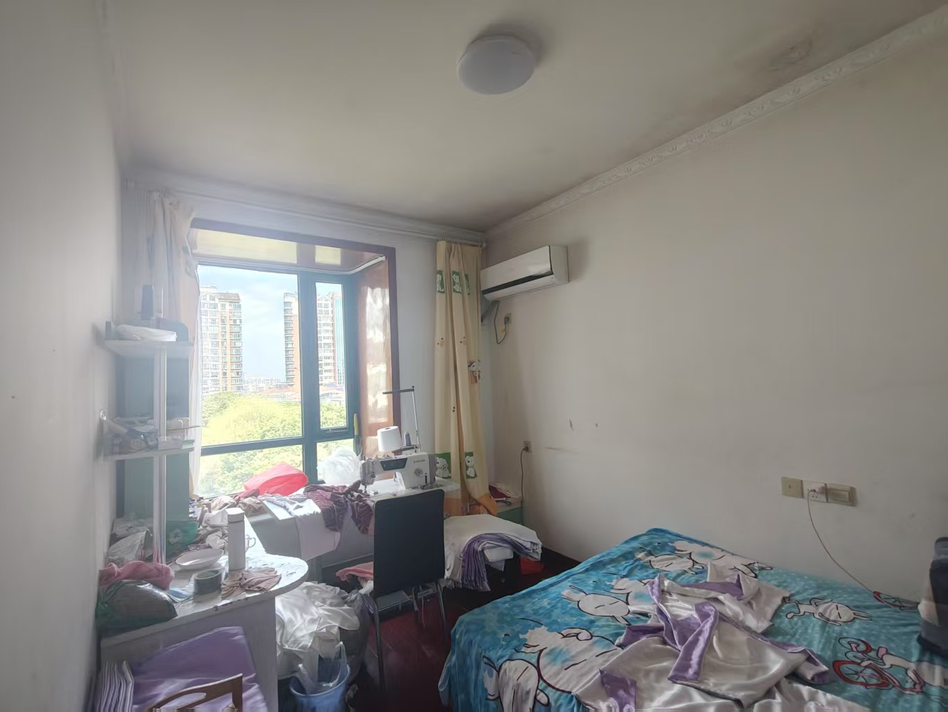 江海皇都私家花园 4室2厅2卫 92m&sup2;