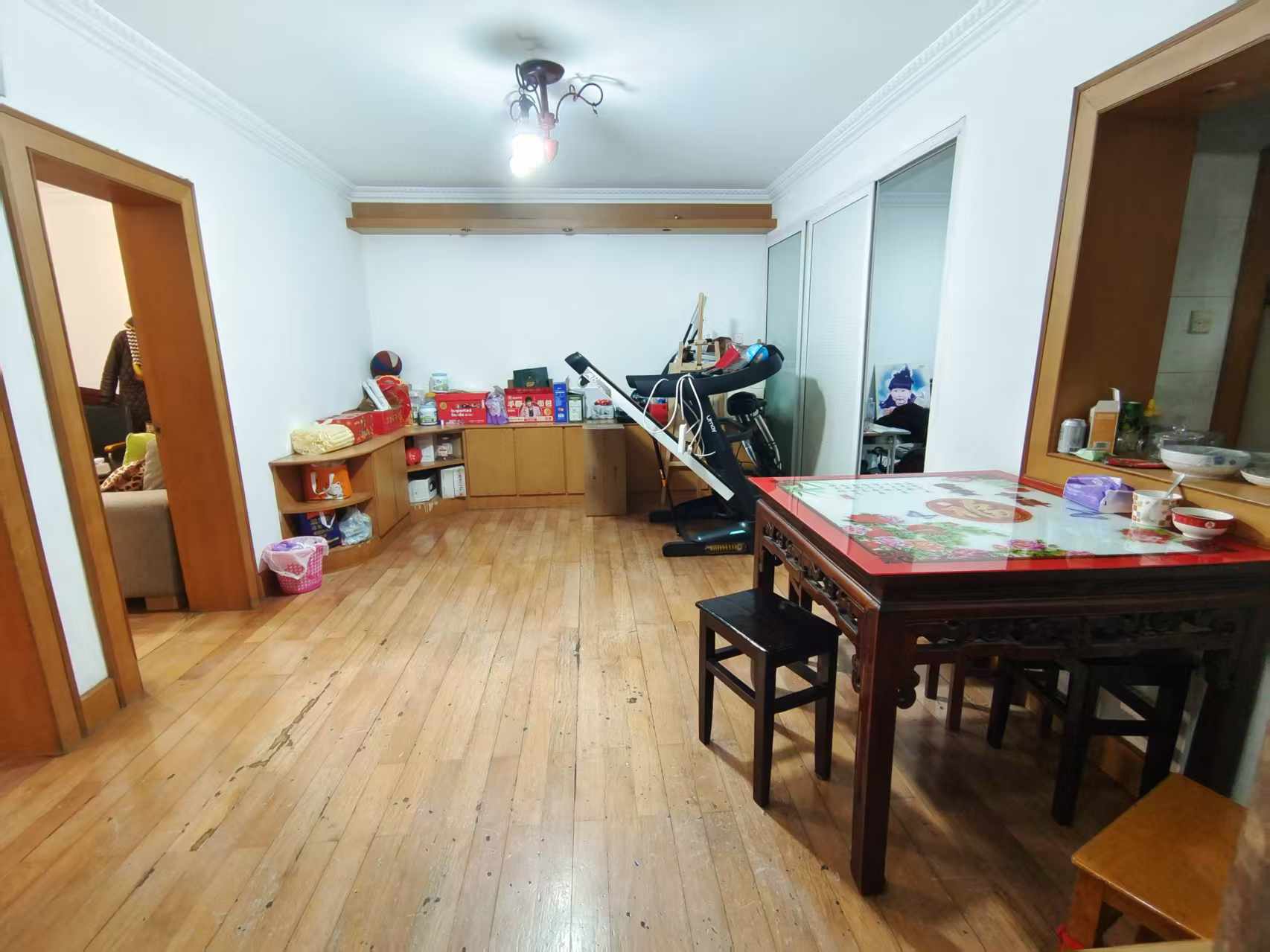华侨花苑 3室1厅2卫 125.00m&sup2;