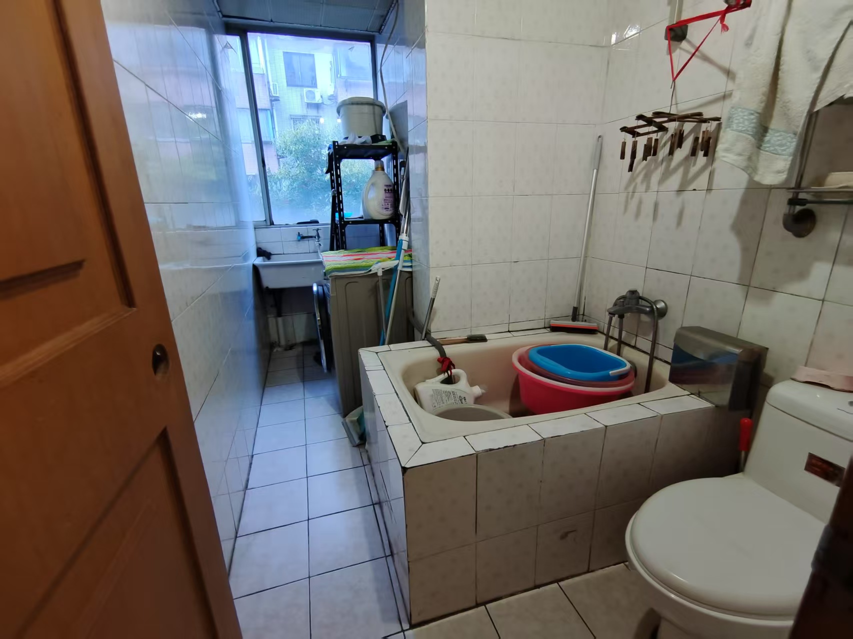 华侨花苑 3室1厅2卫 125.00m&sup2;