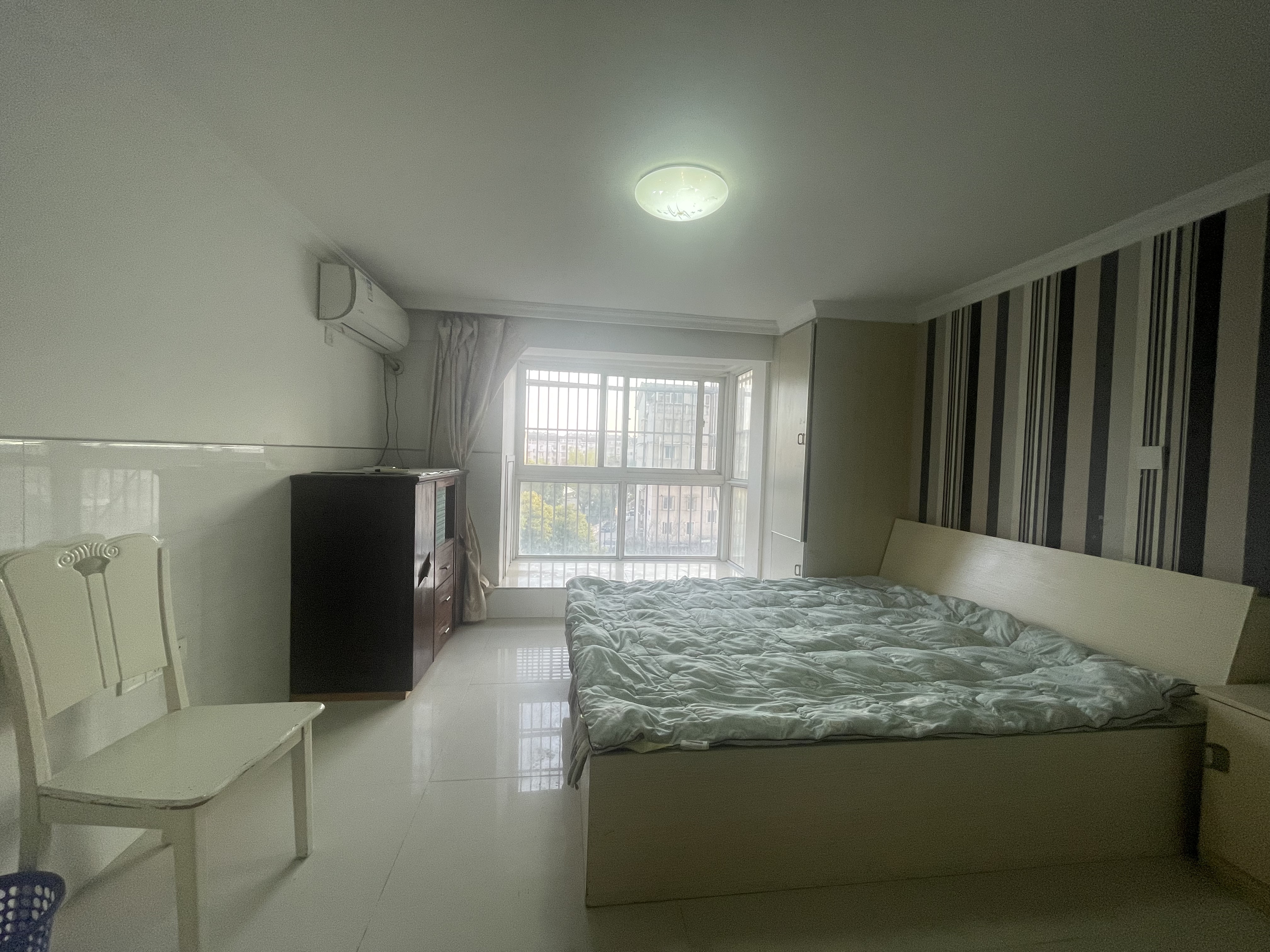 永和佳苑北区 4室2厅2卫 86m²