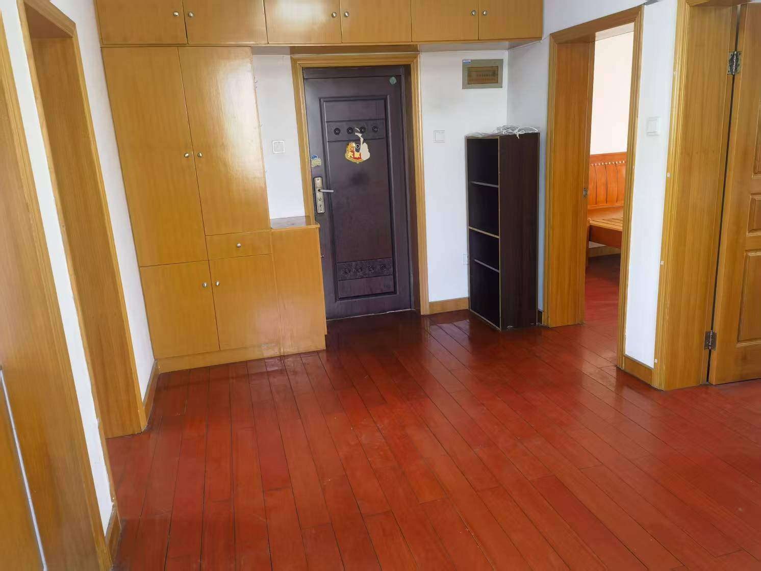 光明东村二期 3室1厅1卫 75m&sup2;