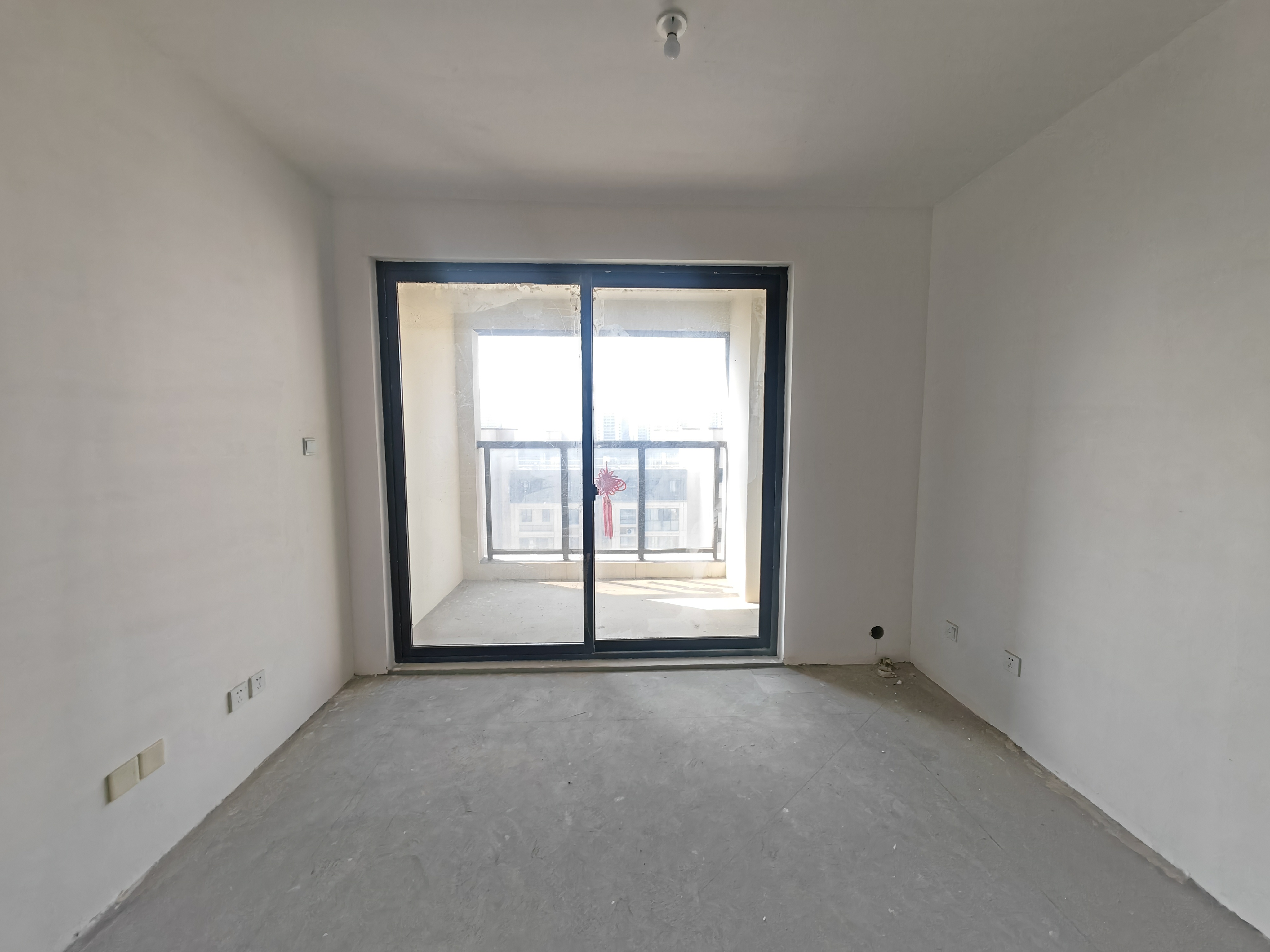 春晓熙岸 3室2厅1卫 93.62m²