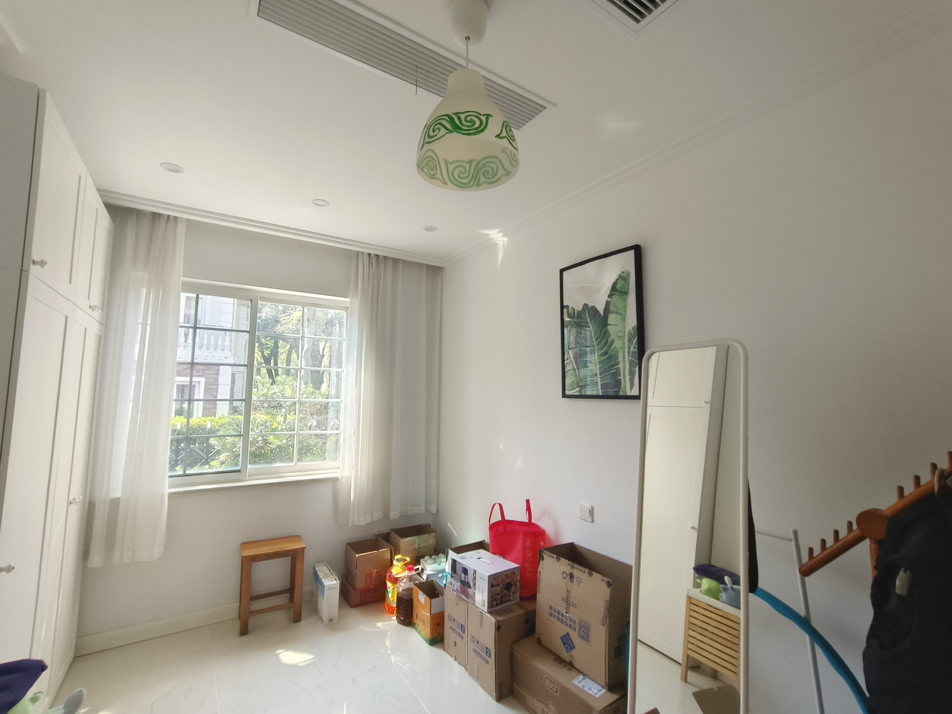 东郊庄园 5室2厅3卫 285m²