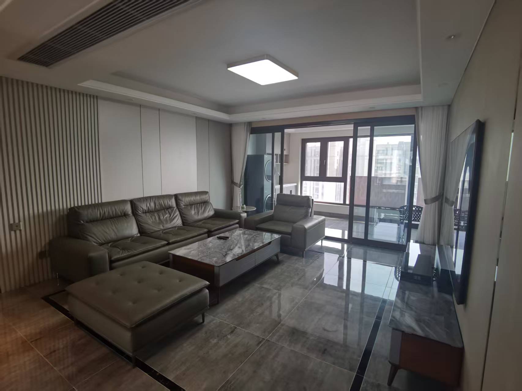 远创樾府 4室2厅2卫 151.71m²