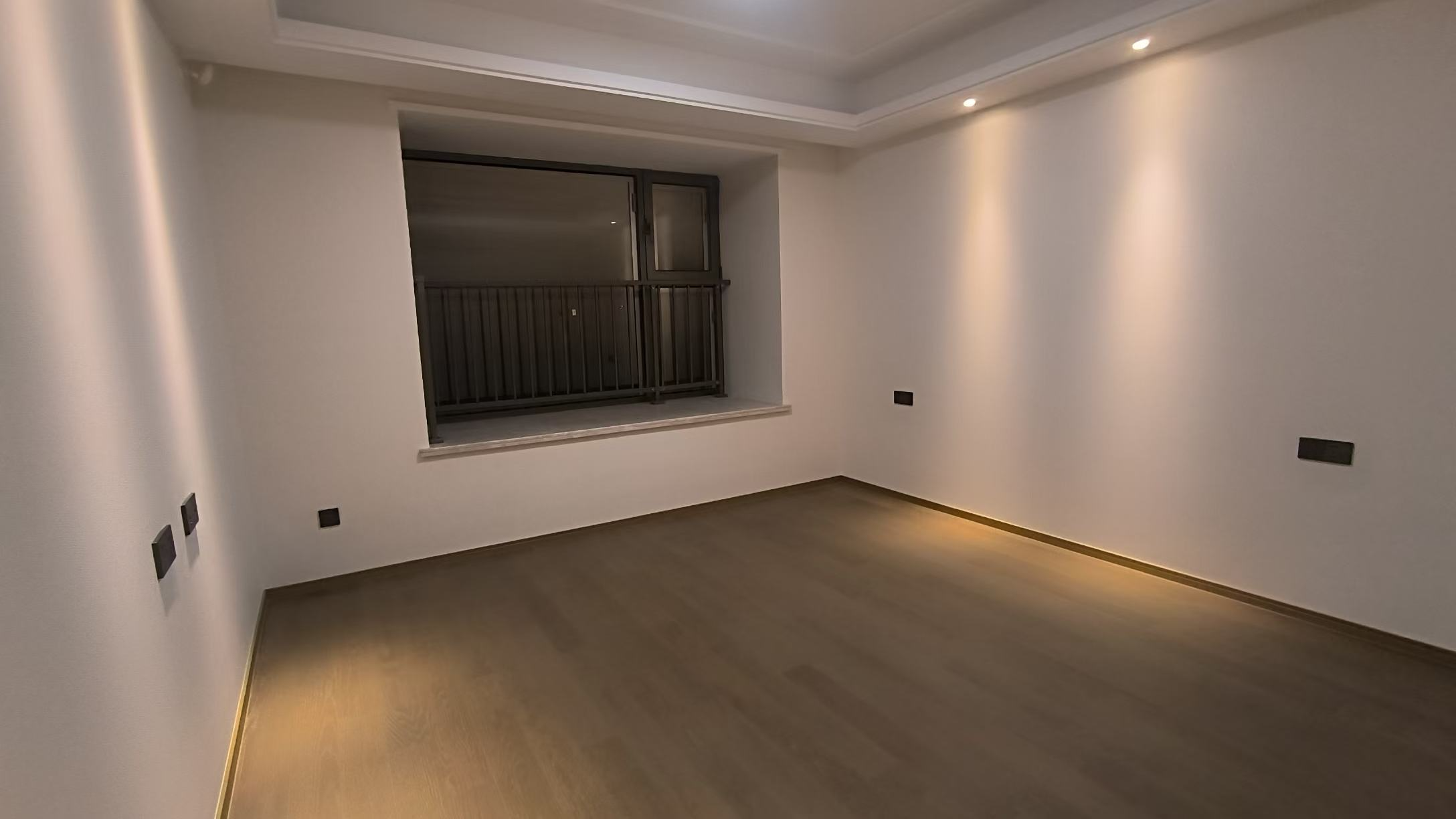 仁恒公园世纪 4室2厅2卫 135m&sup2;
